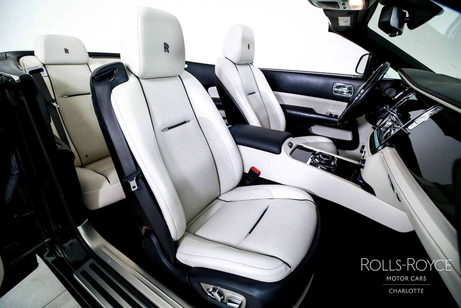 2017 Rolls-Royce Dawn, 19/29