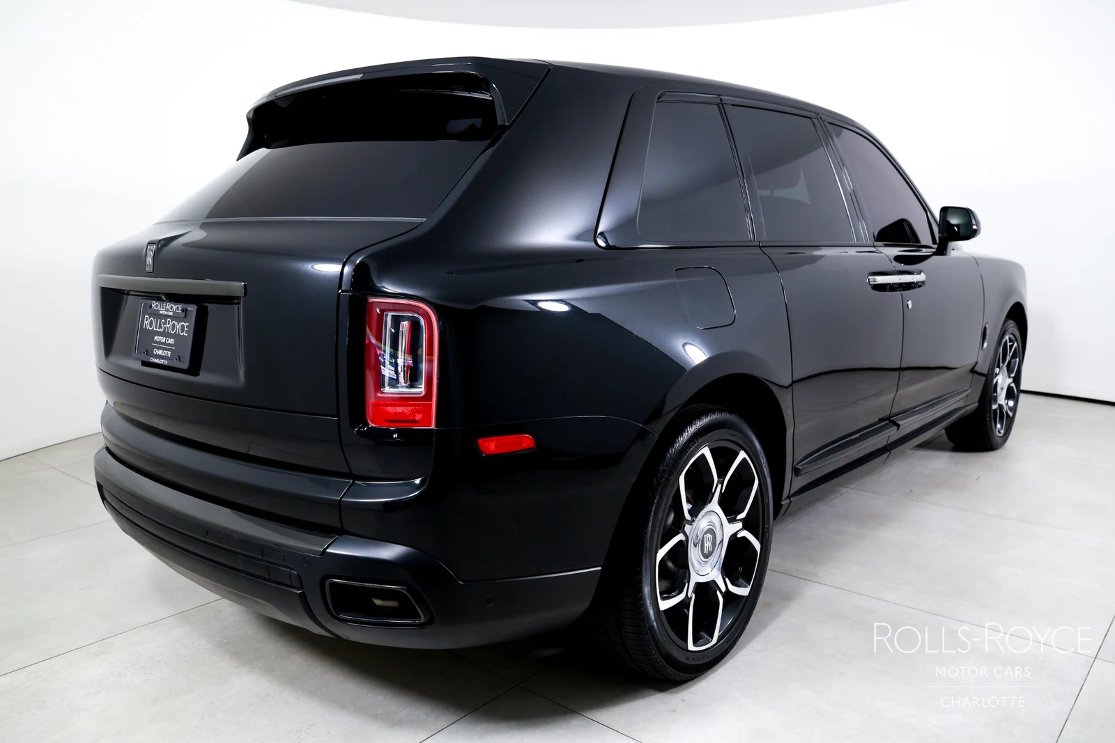 2020 Rolls-Royce Black Badge Cullinan, 2/29