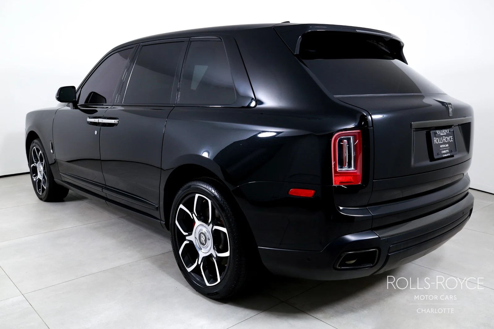 2020 Rolls-Royce Black Badge Cullinan, 5/29