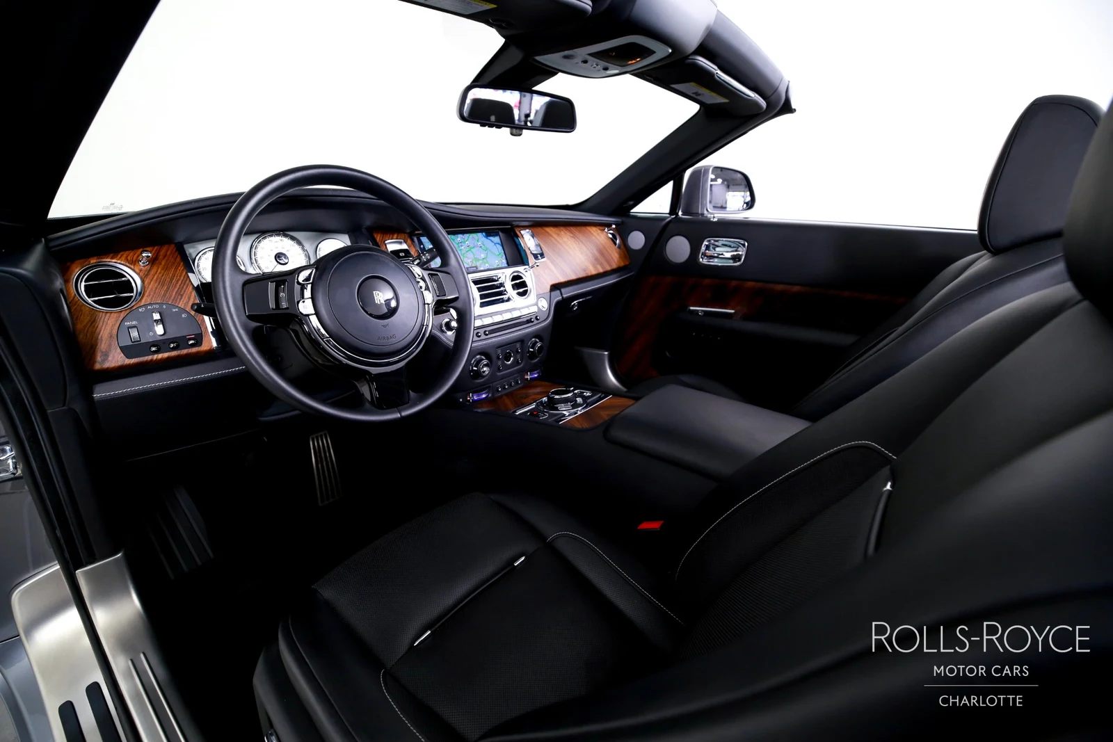 2018 Rolls-Royce Dawn, 3/29