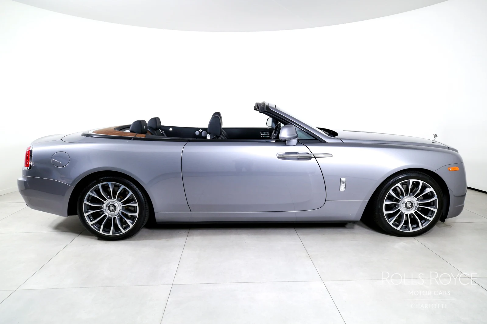 2018 Rolls-Royce Dawn, 8/29