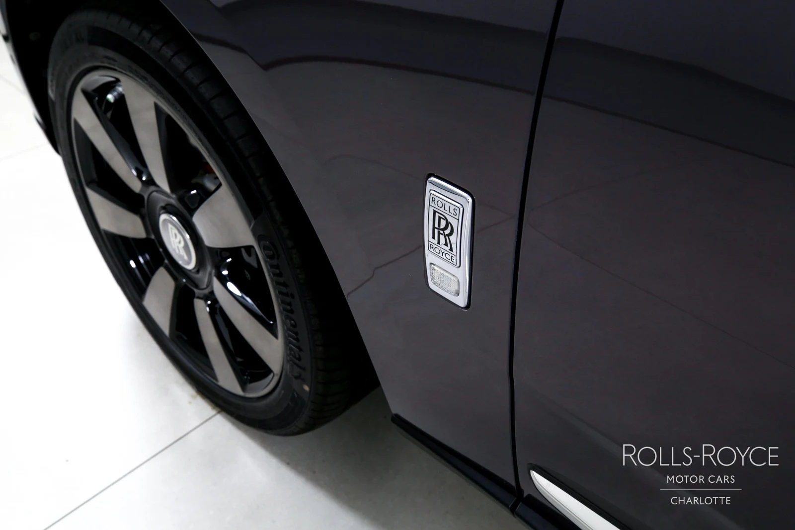 2020 Rolls-Royce Cullinan, 28/29