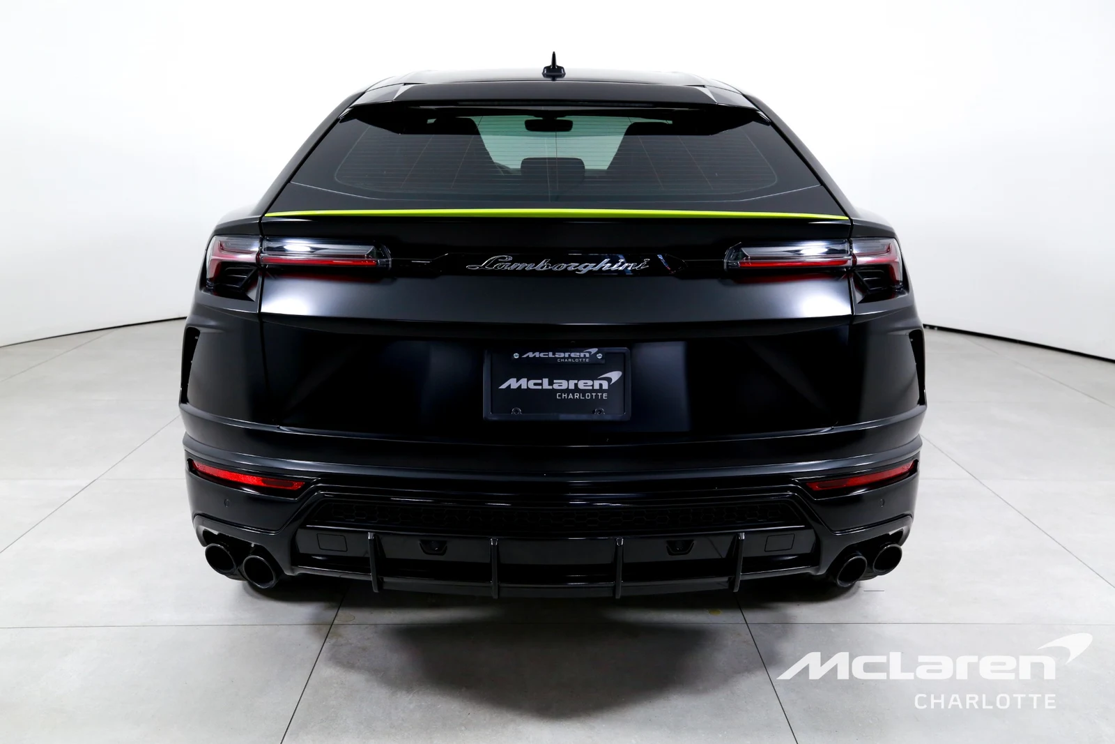 2022 Lamborghini Urus, 4/29