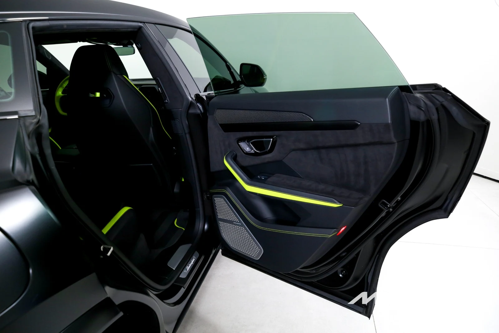 2022 Lamborghini Urus, 18/29