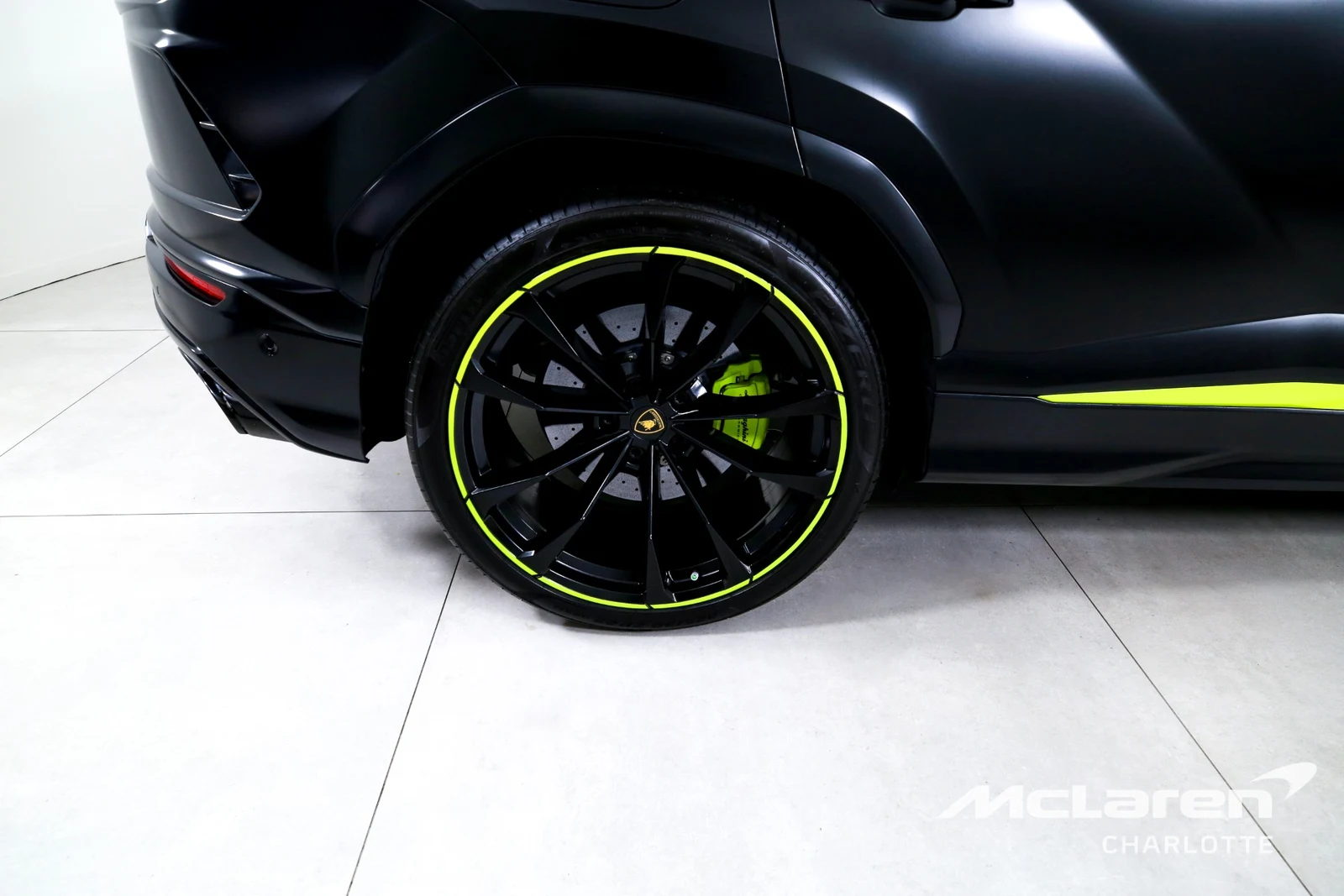 2022 Lamborghini Urus, 25/29