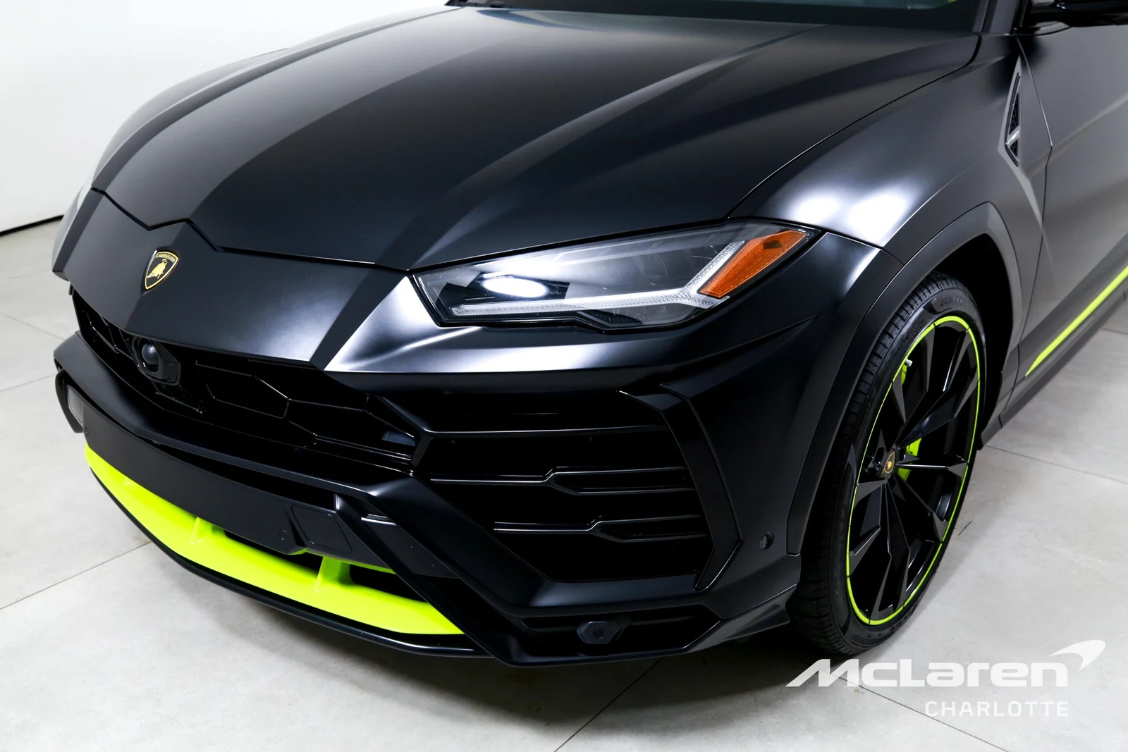 2022 Lamborghini Urus, 28/29