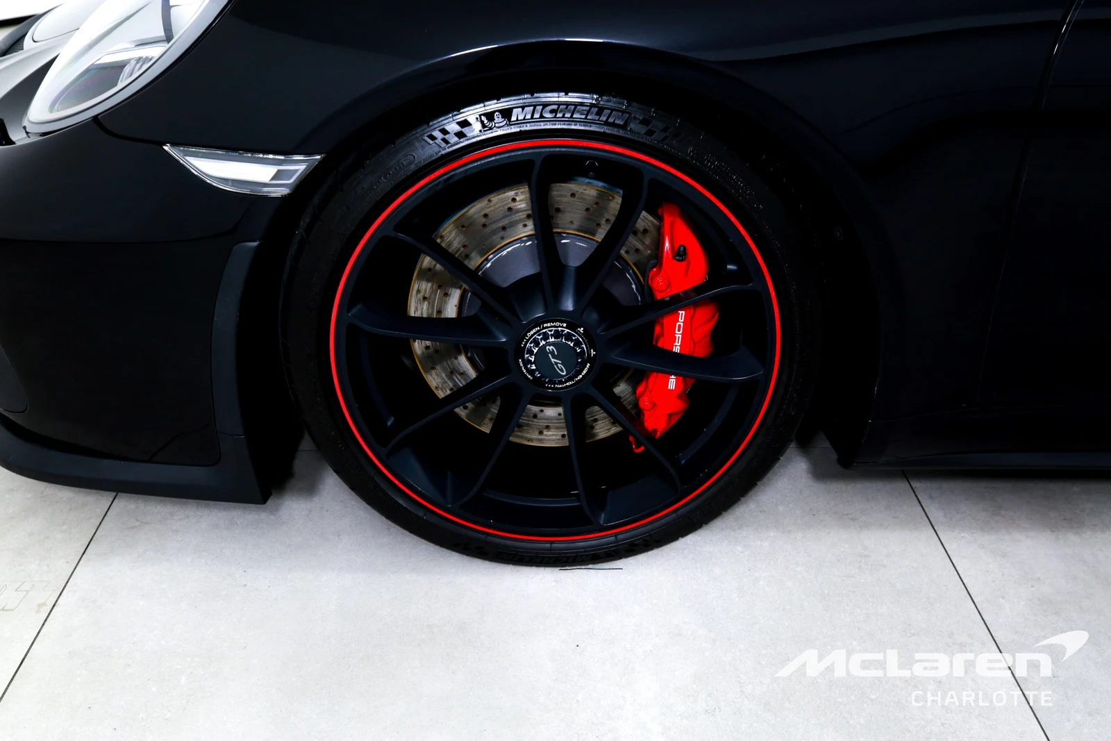 2018 Porsche 911 GT3, 24/29