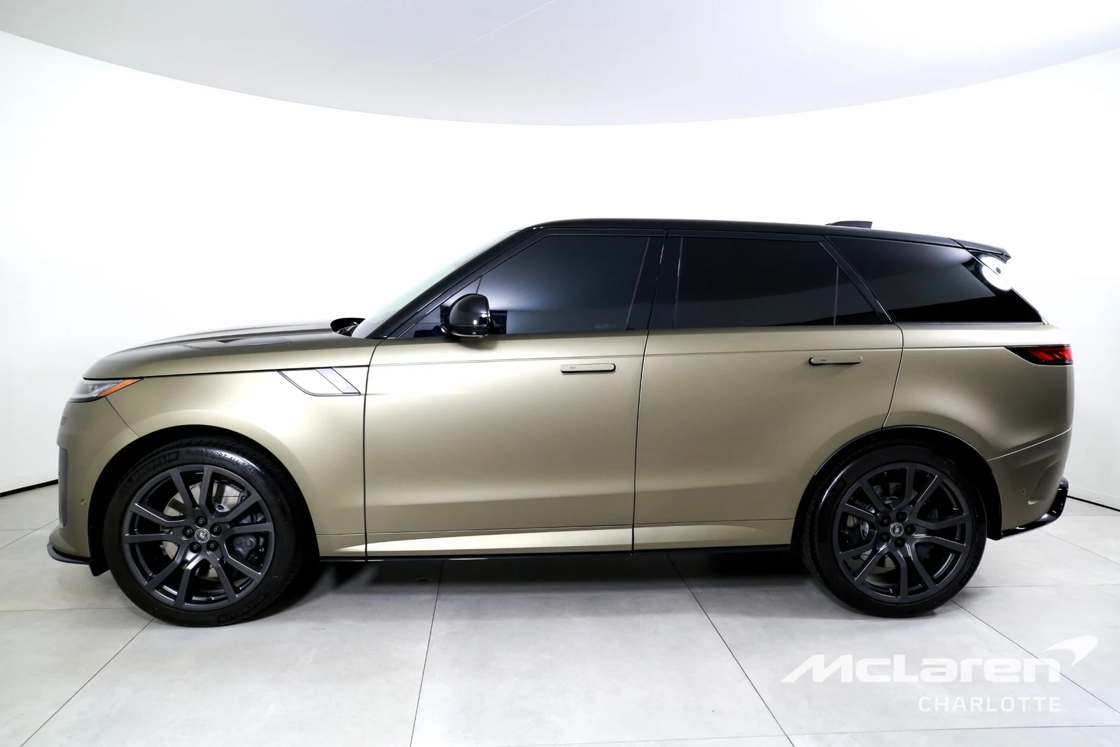 2024 Land Rover Range Rover Sport SV Edition One Carbon Bronze, 3/29