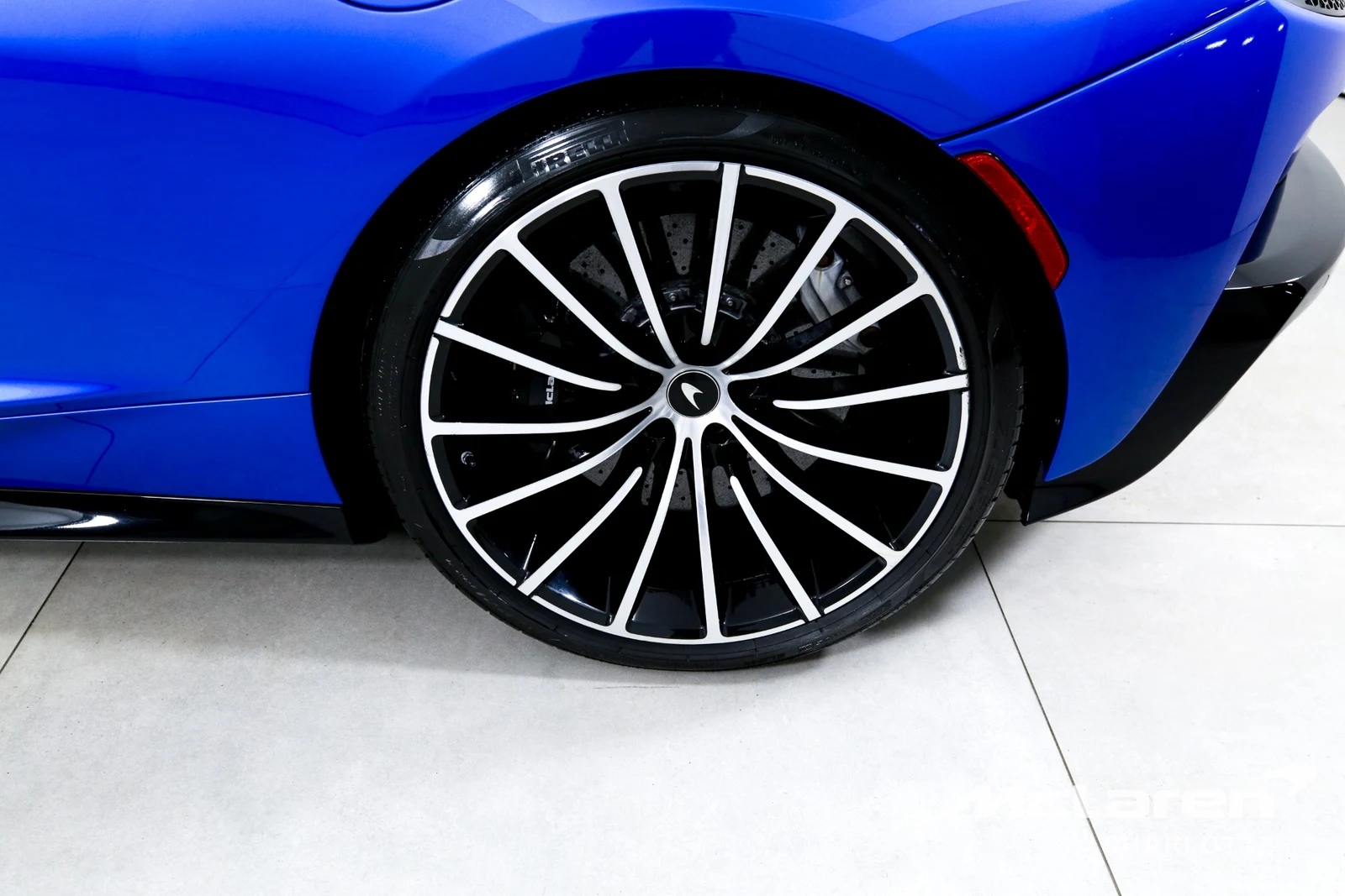 2021 McLaren GT, 26/29