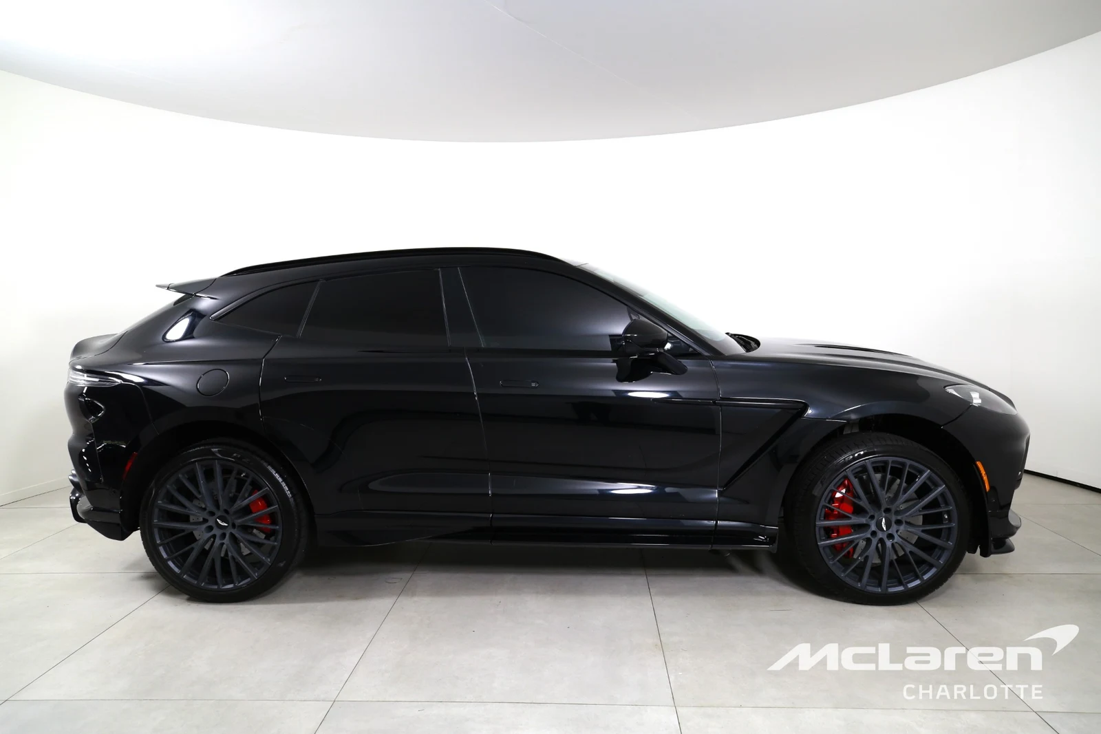 2023 Aston Martin DBX707, 6/30