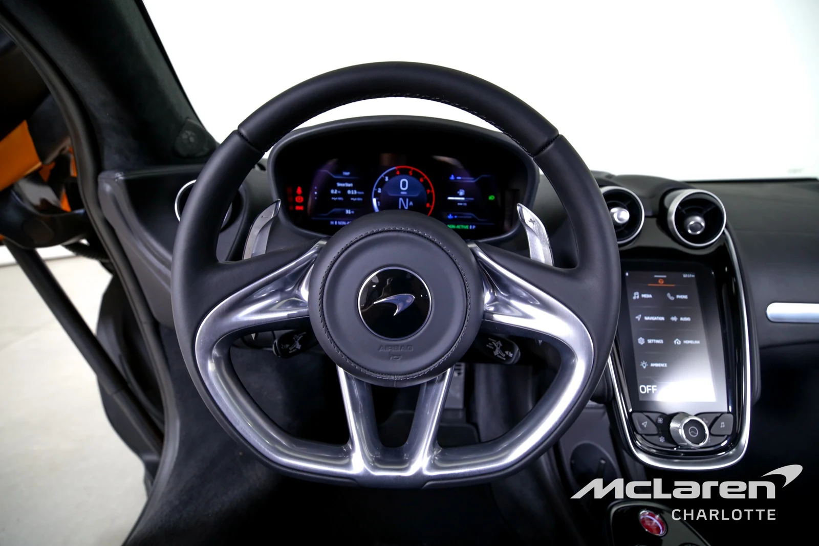 2025 McLaren GTS, 12/29