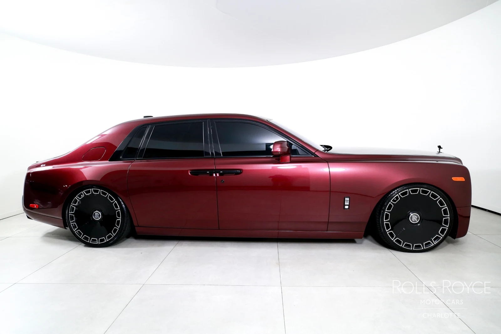 2019 Rolls-Royce Phantom, 6/29