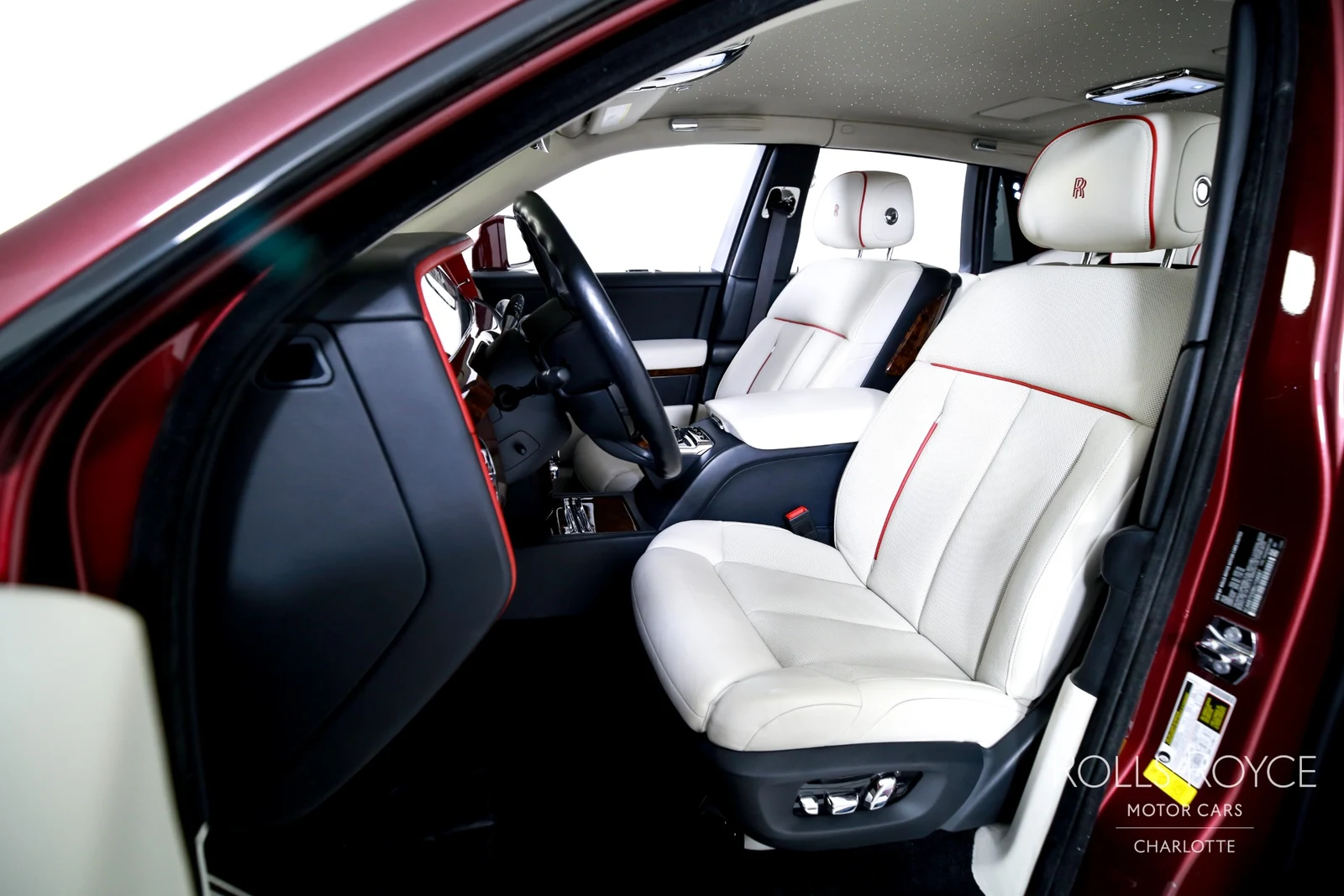 2019 Rolls-Royce Phantom, 8/29