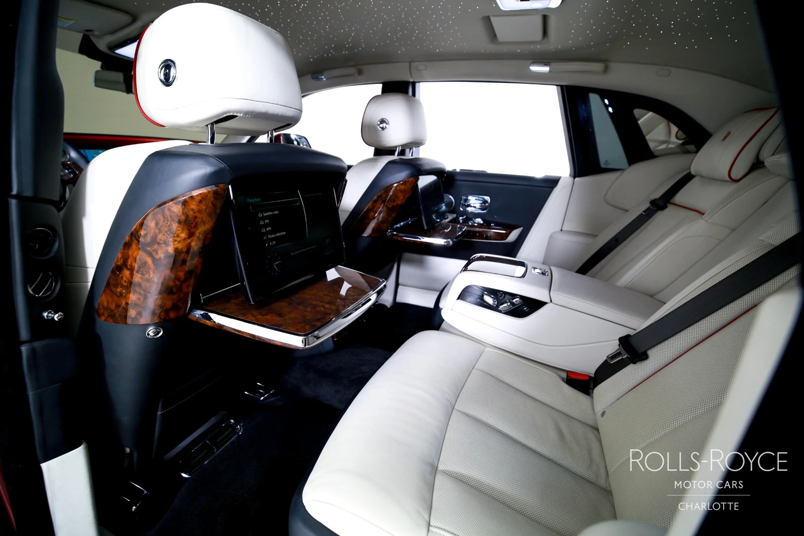 2019 Rolls-Royce Phantom, 12/29