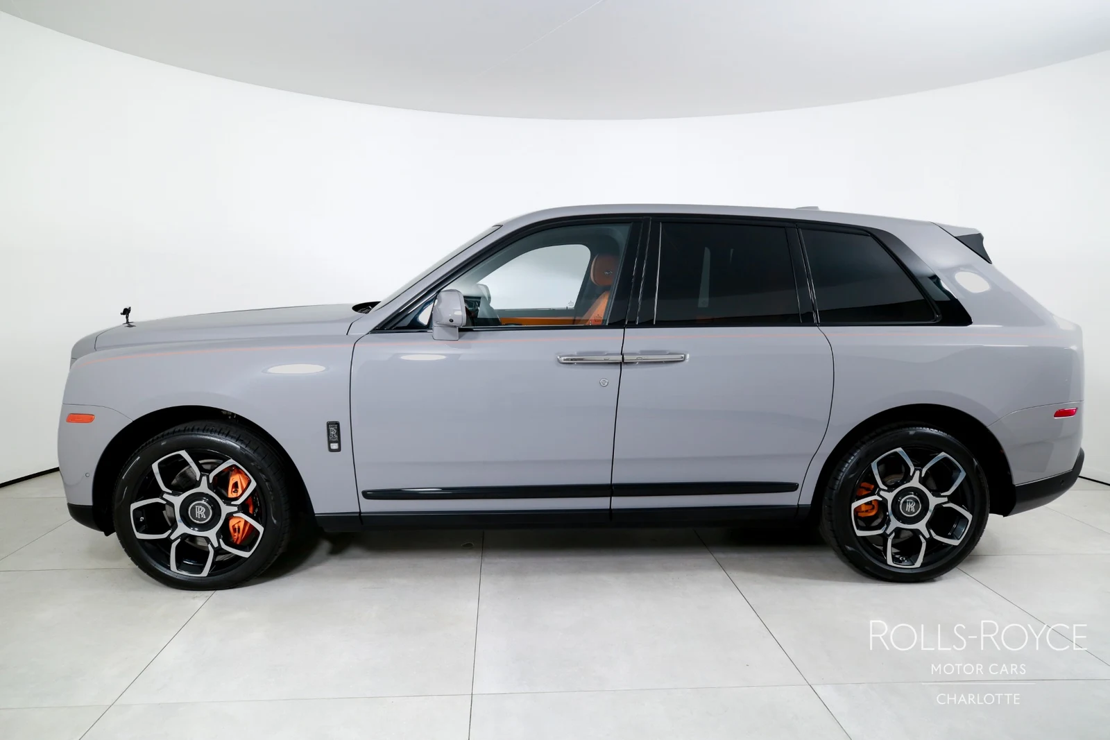 2023 Rolls-Royce Black Badge Cullinan, 2/29