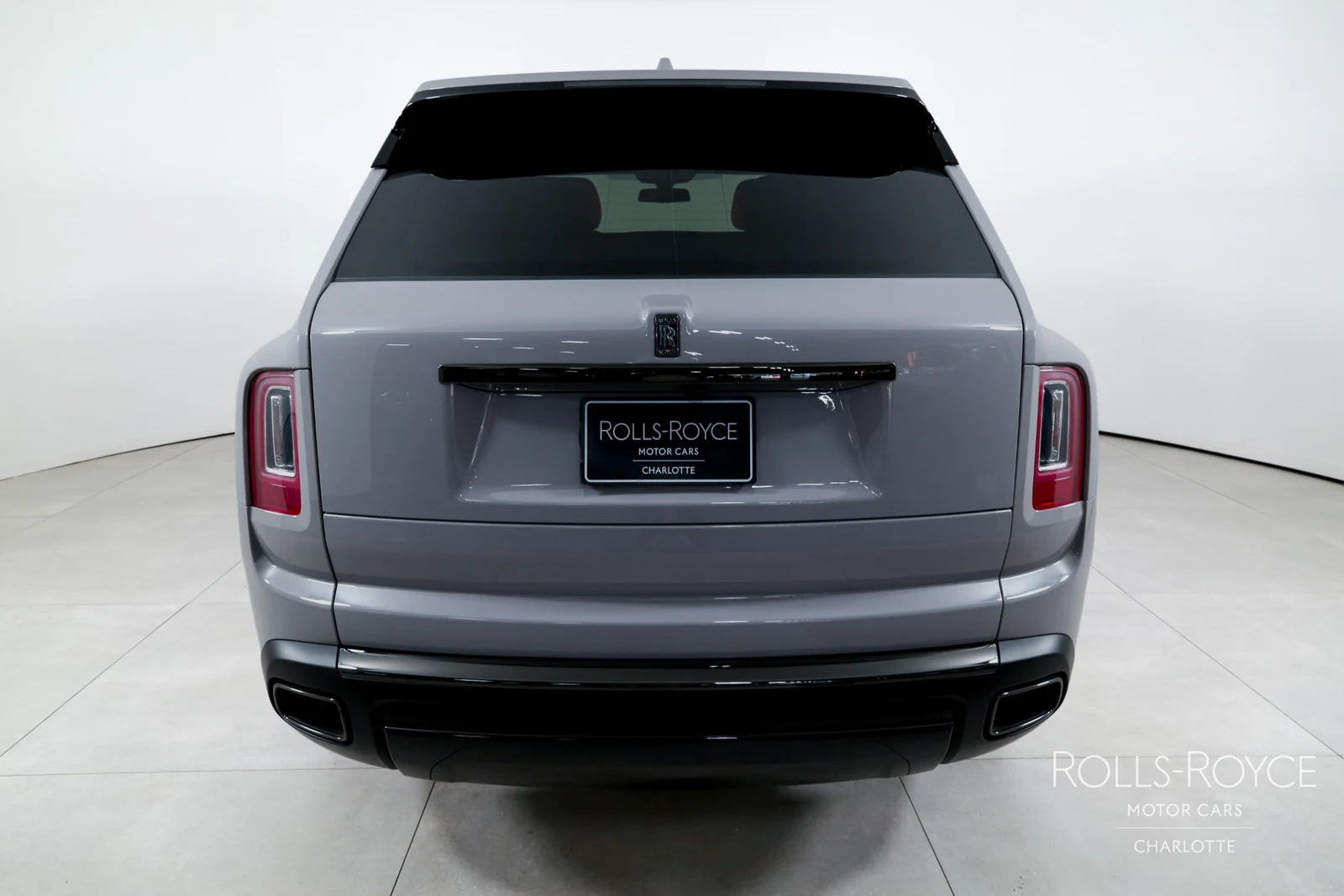 2023 Rolls-Royce Black Badge Cullinan, 5/29
