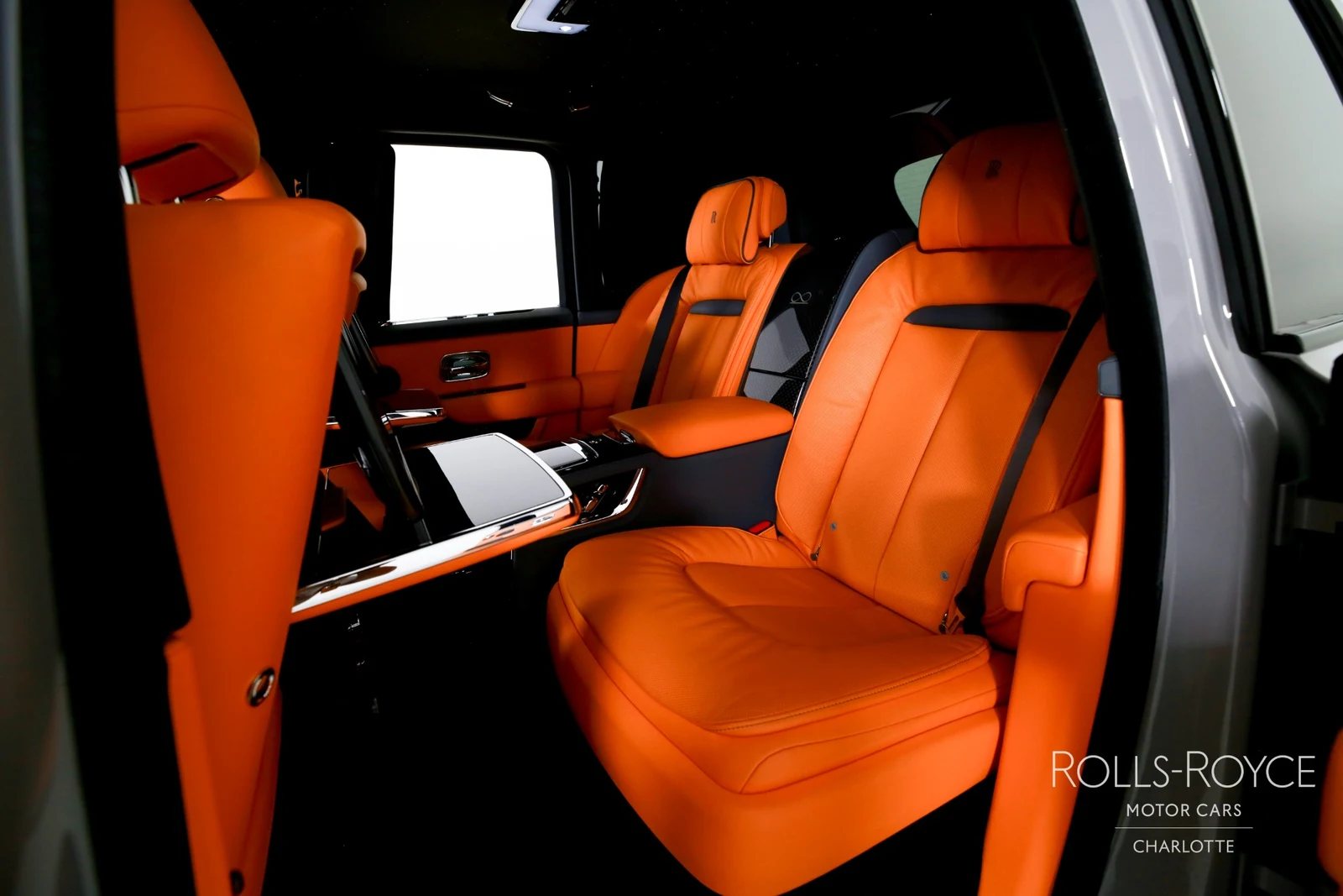 2023 Rolls-Royce Black Badge Cullinan, 11/29
