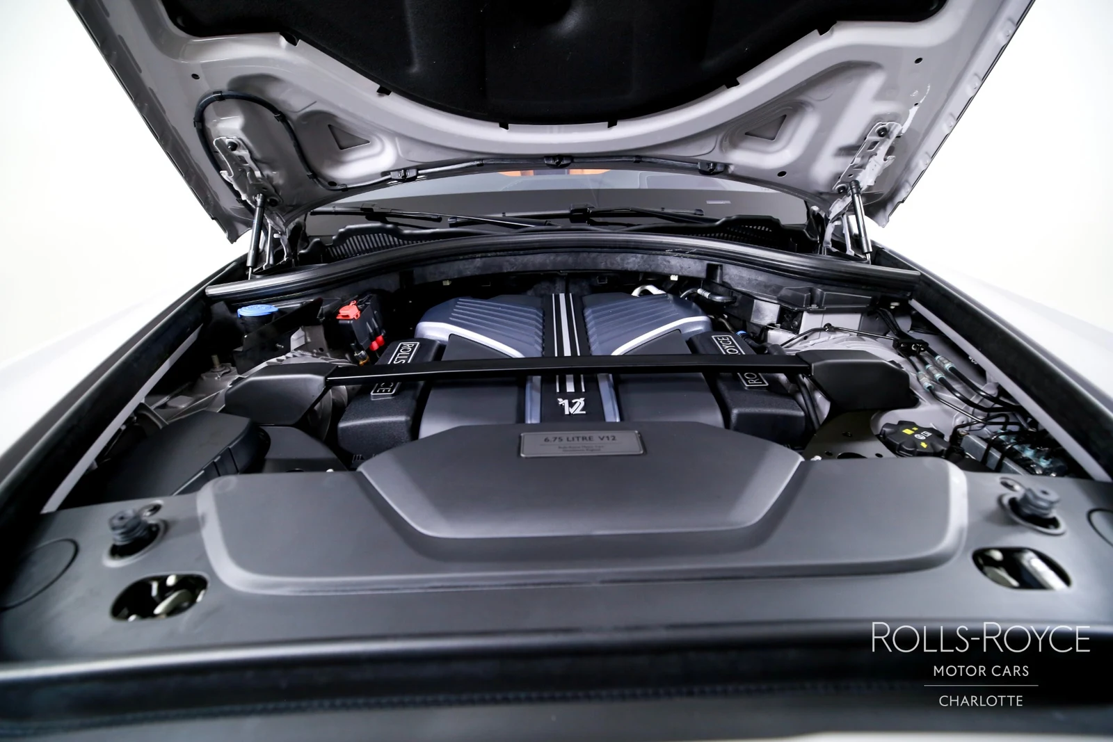 2023 Rolls-Royce Black Badge Cullinan, 24/29