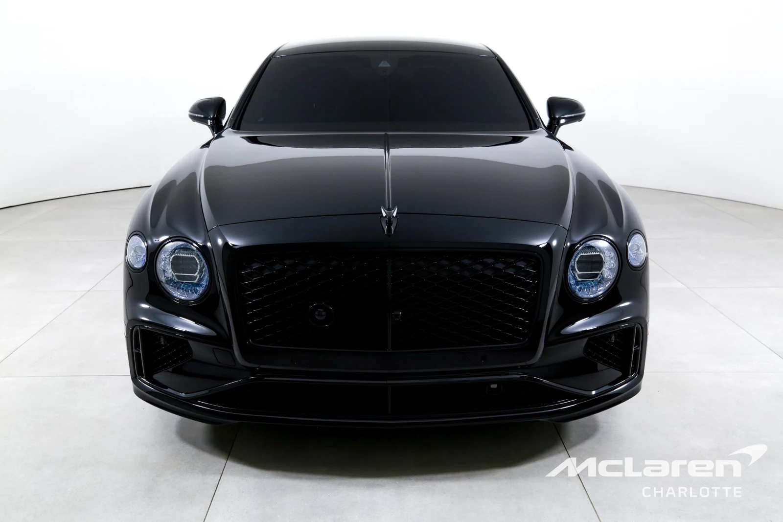 2025 Bentley Flying Spur Black Edition, 2/29