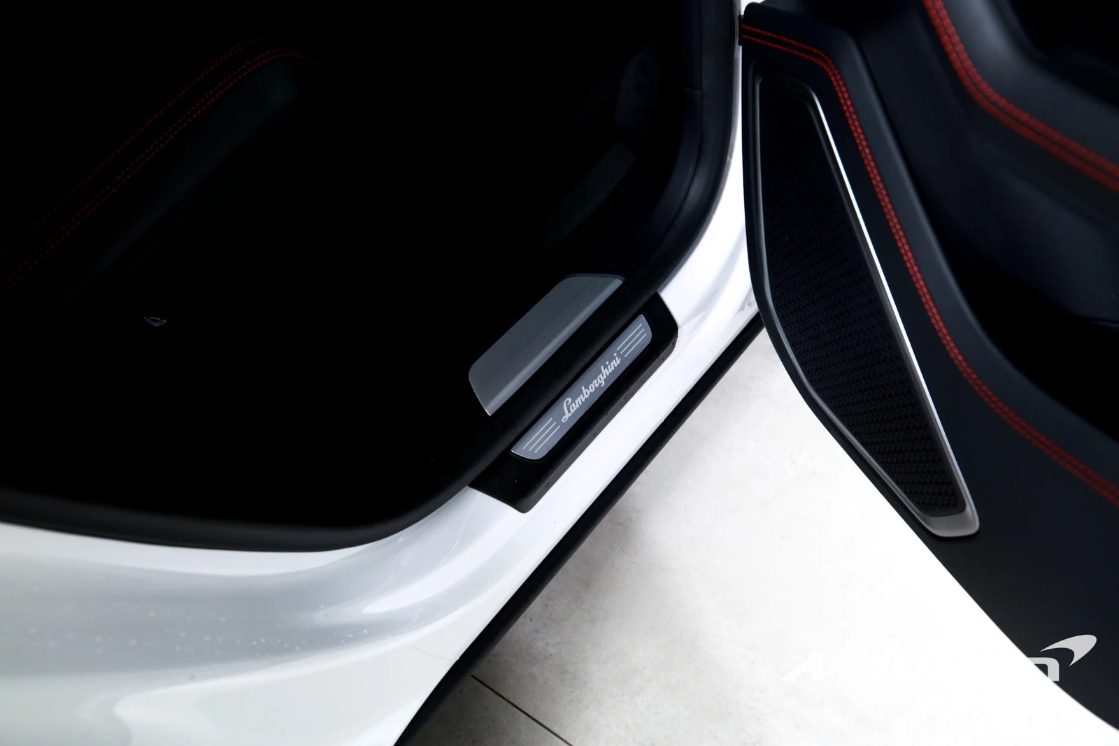 2023 Lamborghini Urus S Pearl Capsule, 17/29