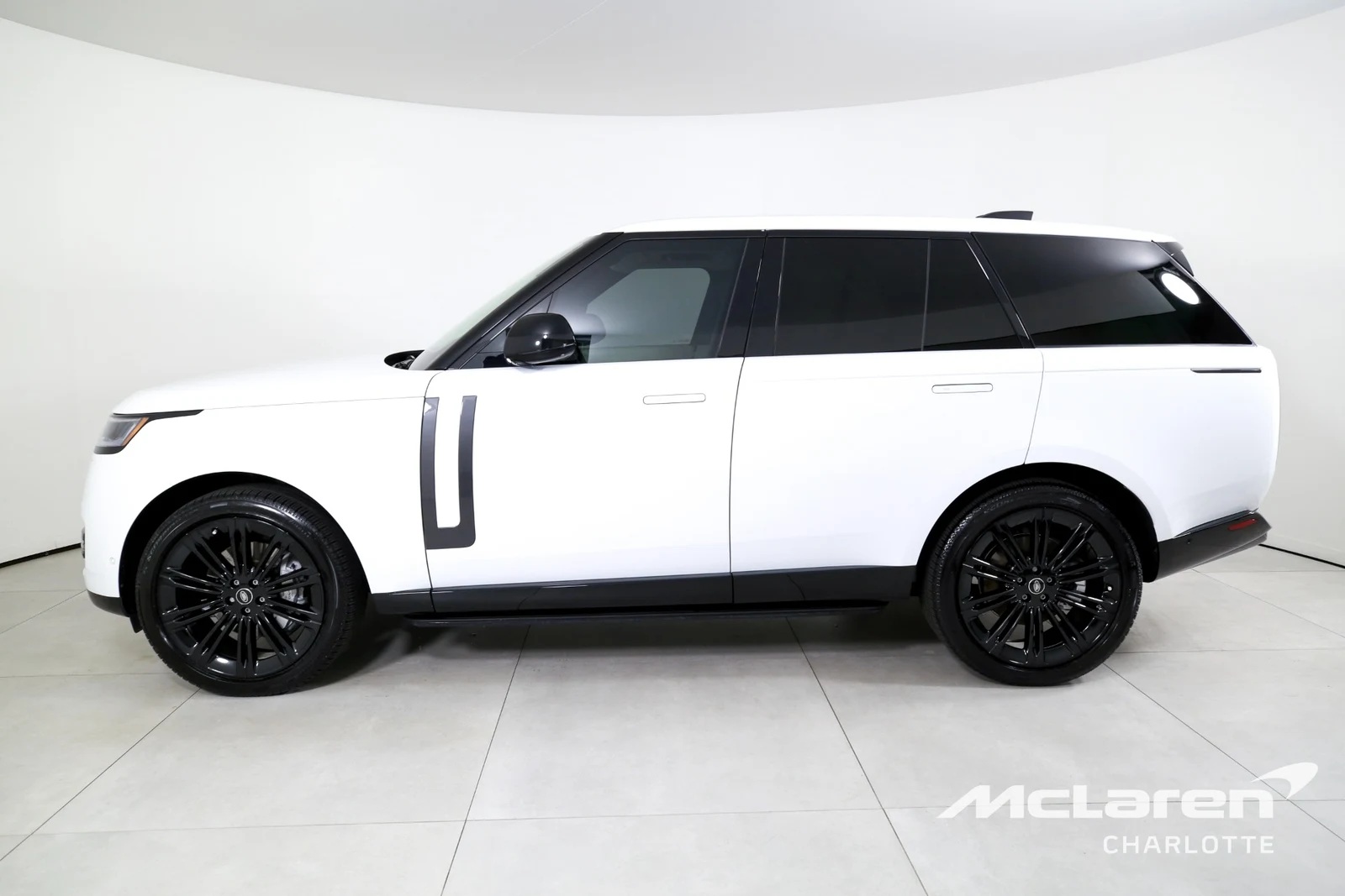 2025 Land Rover Range Rover P400 SE, 3/29