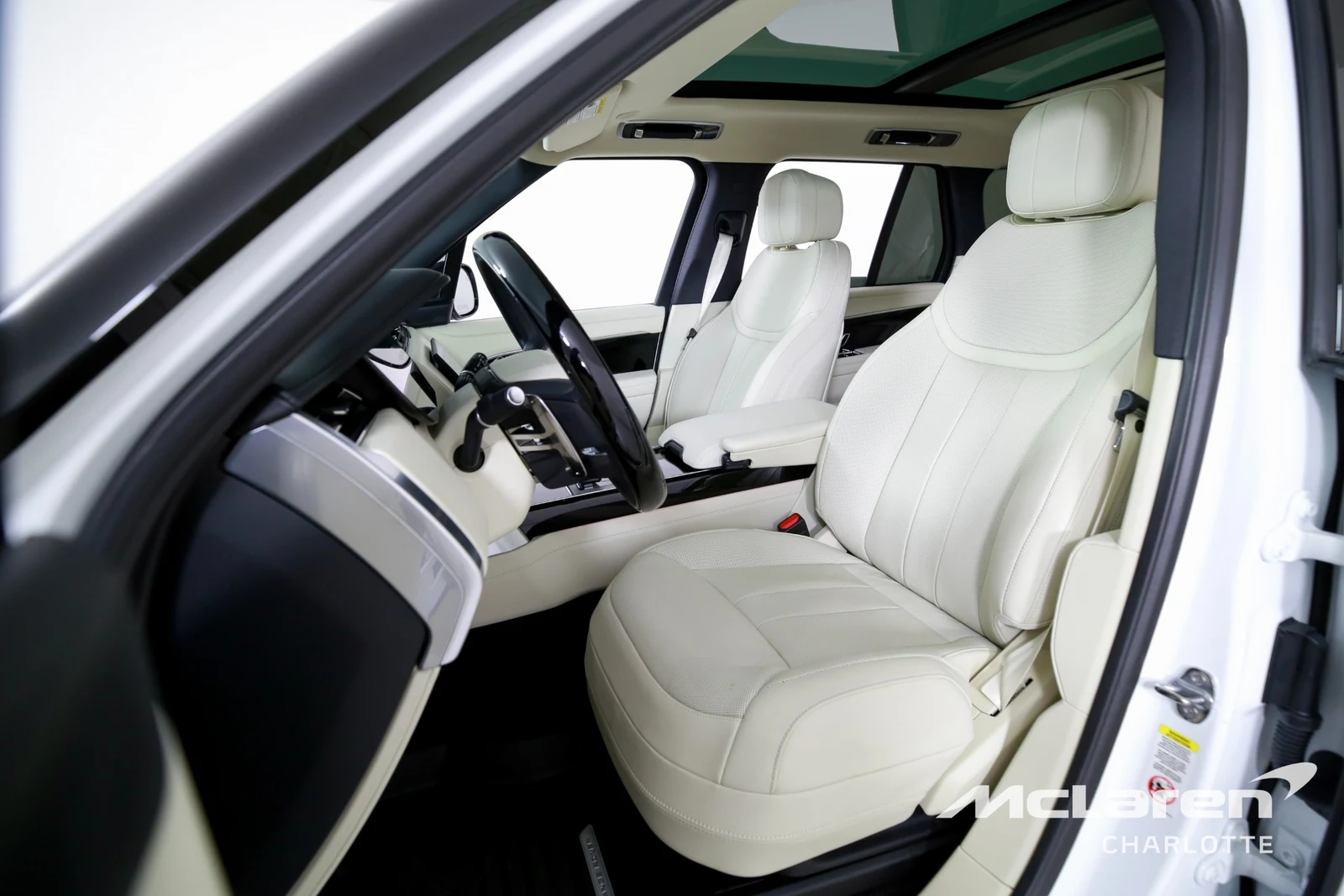 2025 Land Rover Range Rover P400 SE, 7/29