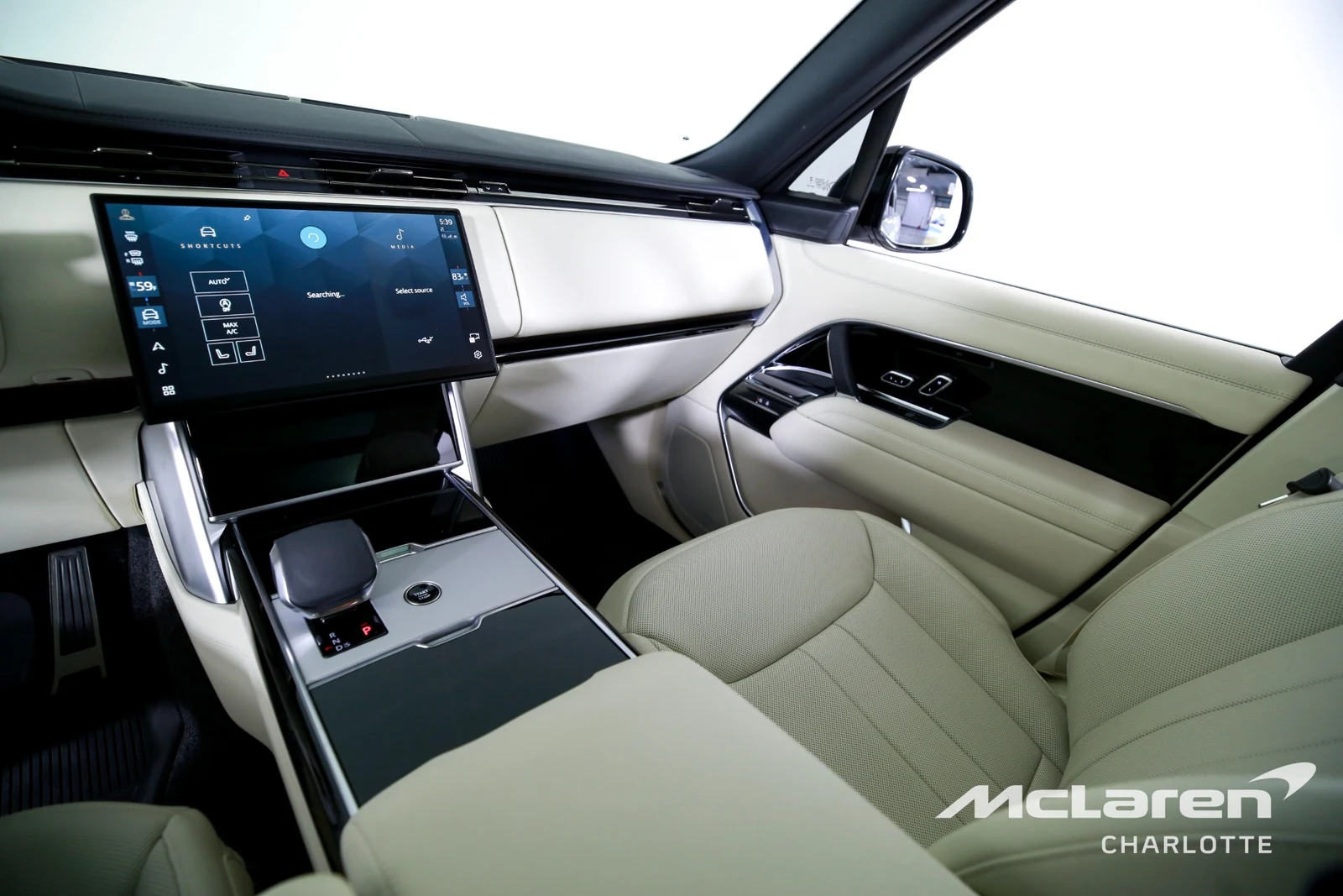 2025 Land Rover Range Rover P400 SE, 10/29
