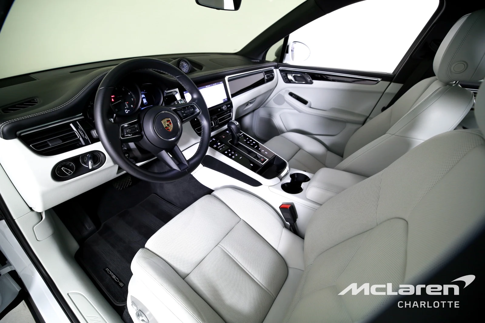 2024 Porsche Macan, 9/29