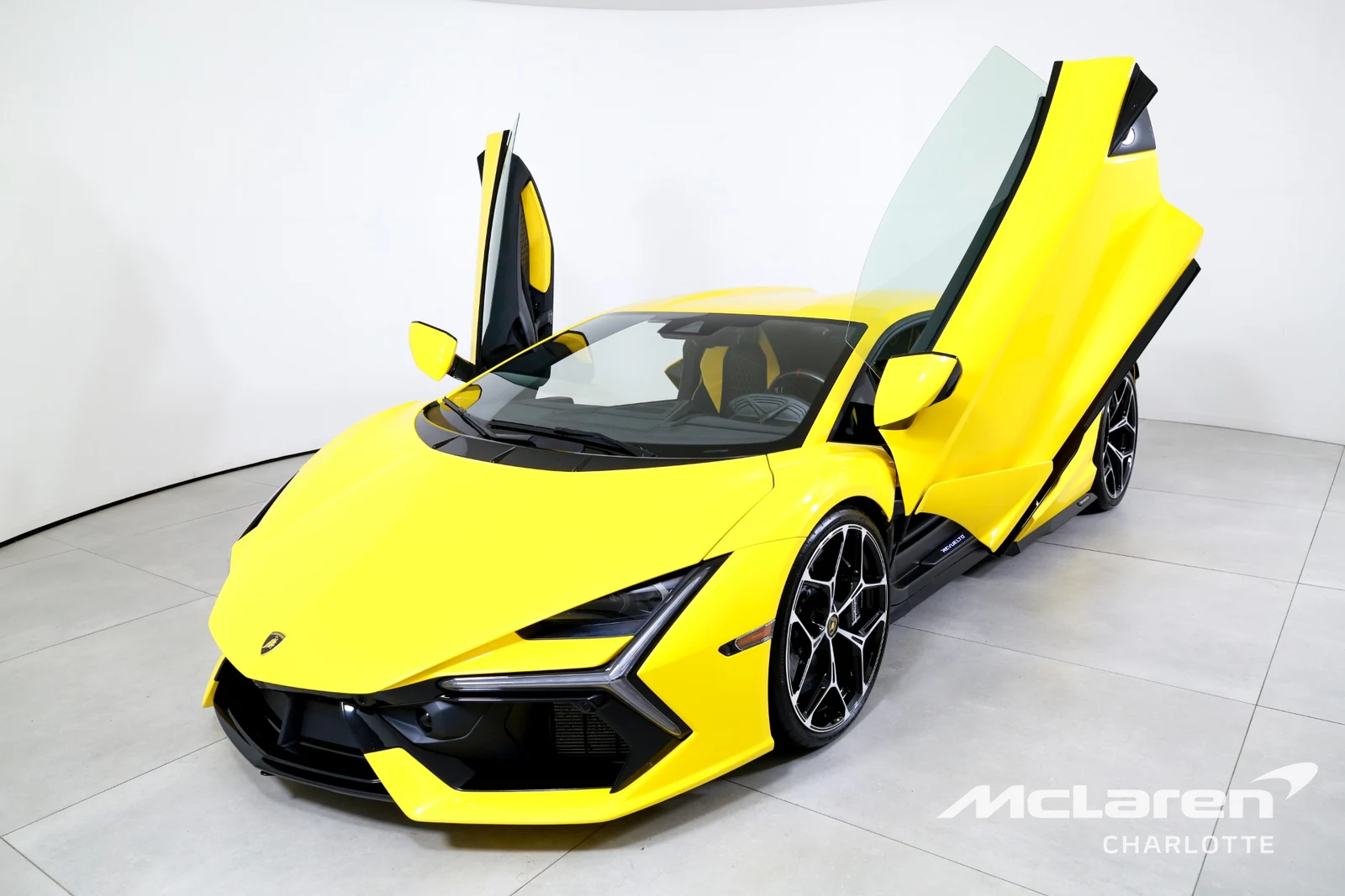 2025 Lamborghini Revuelto, 4/30