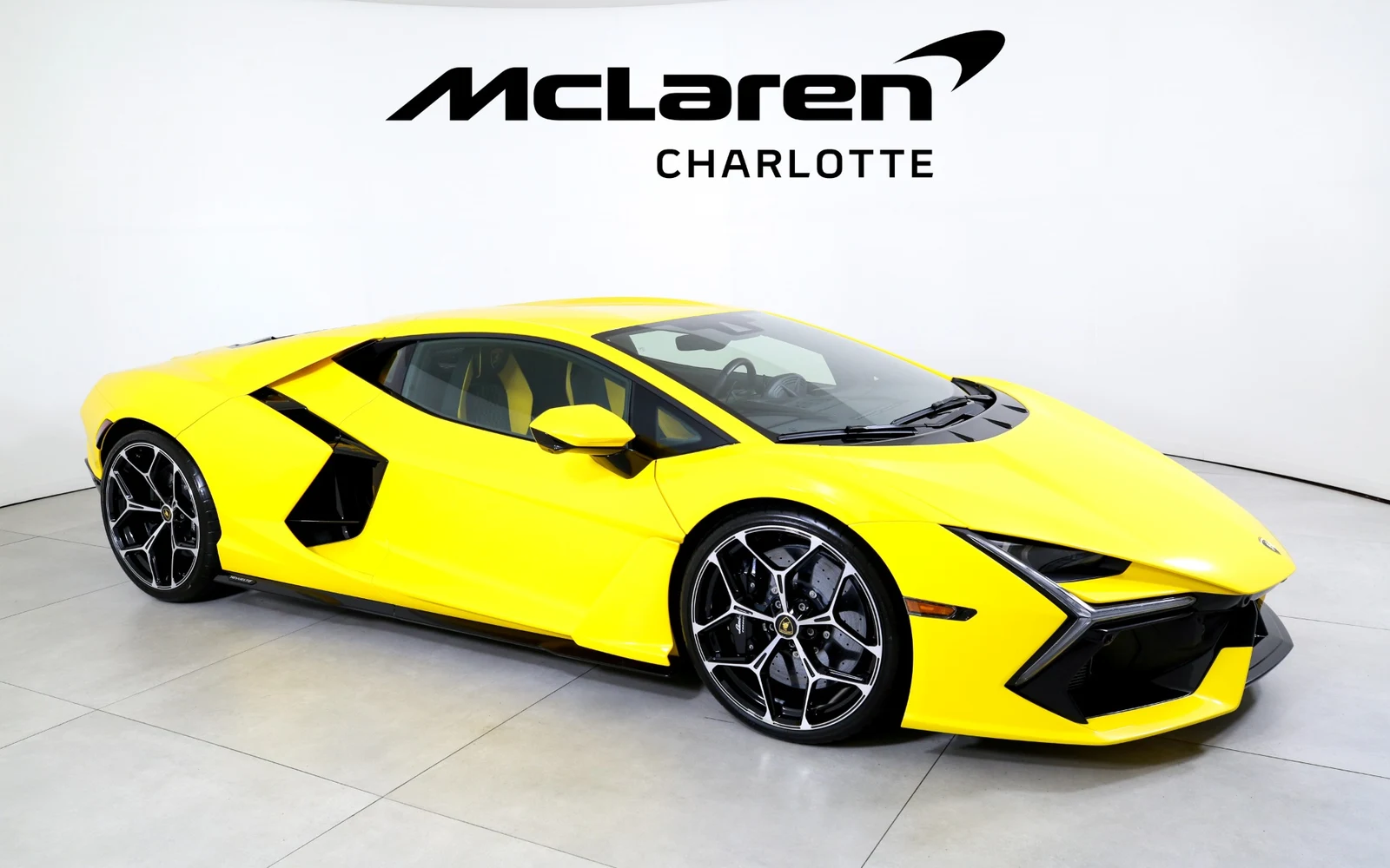 2025 Lamborghini Revuelto, 8/30
