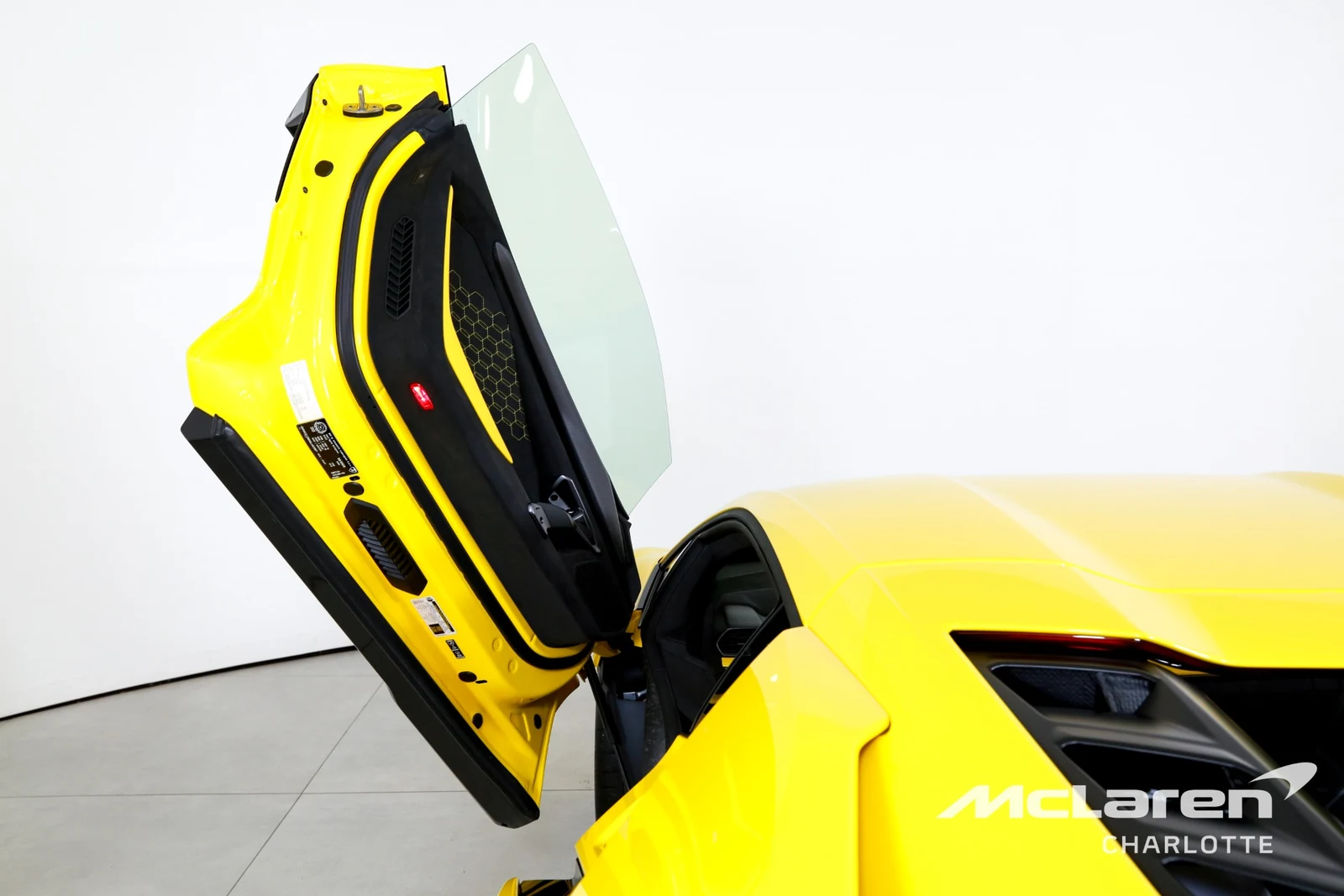 2025 Lamborghini Revuelto, 10/30