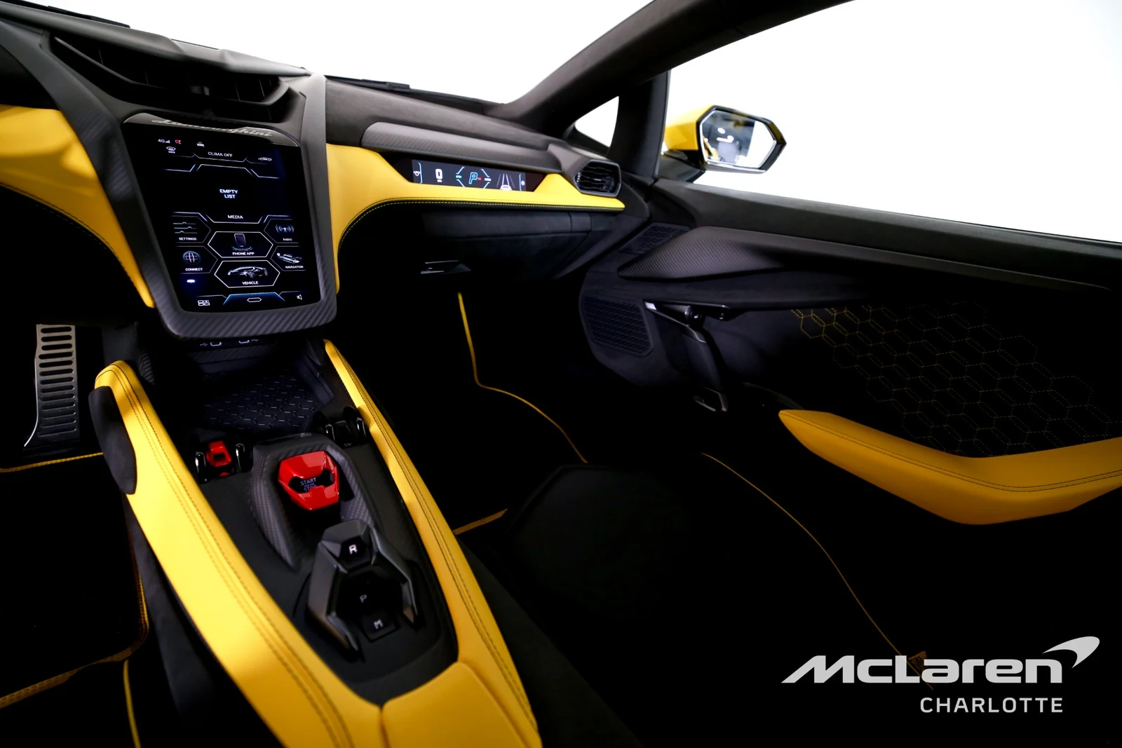 2025 Lamborghini Revuelto, 15/30