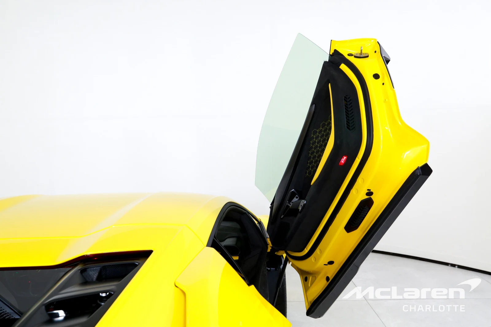 2025 Lamborghini Revuelto, 17/30