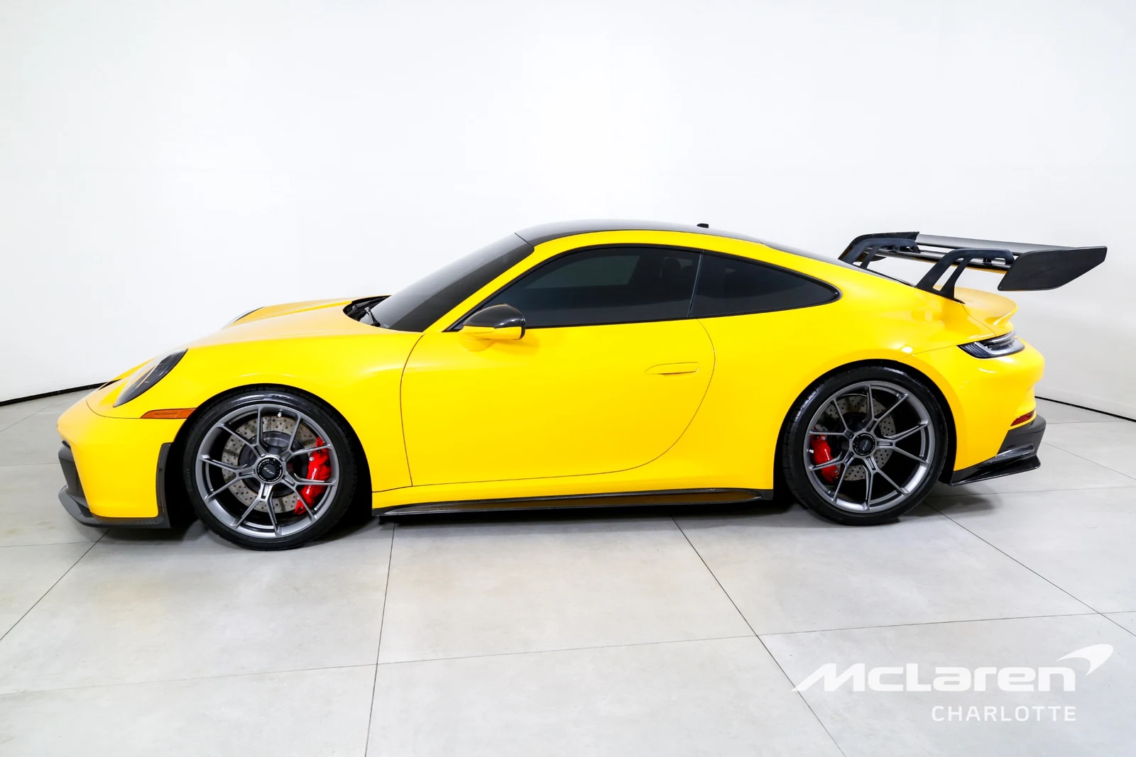 2022 Porsche 911 GT3, 3/29