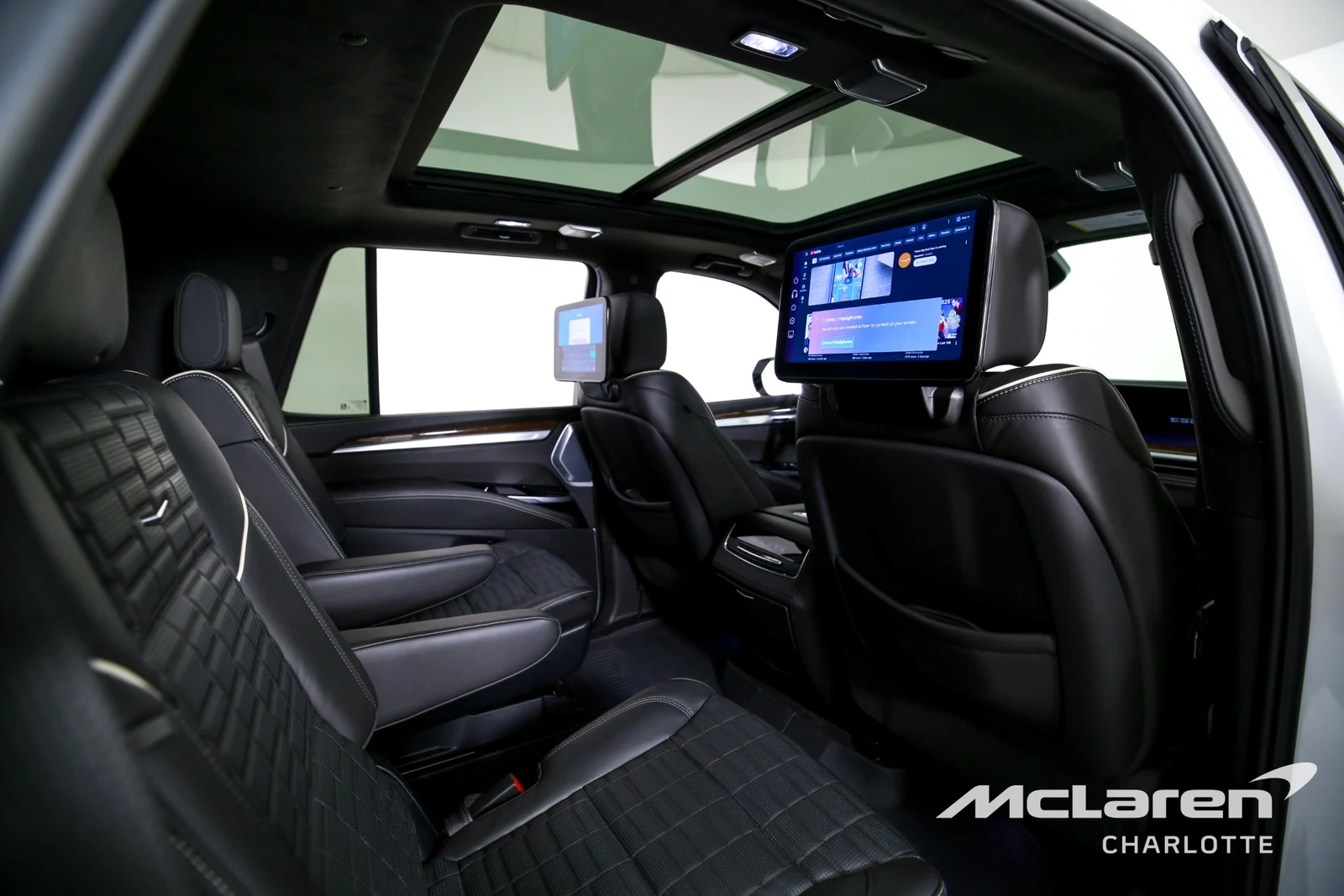 2025 Cadillac Escalade Sport Platinum, 18/30