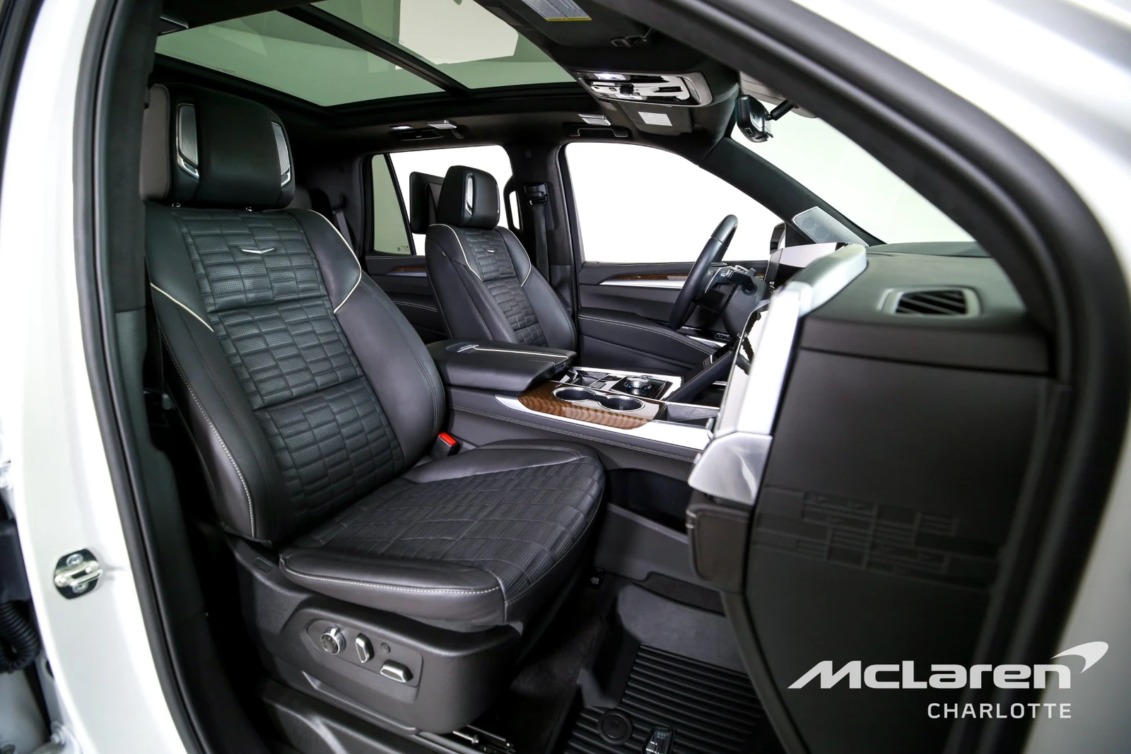 2025 Cadillac Escalade Sport Platinum, 21/30