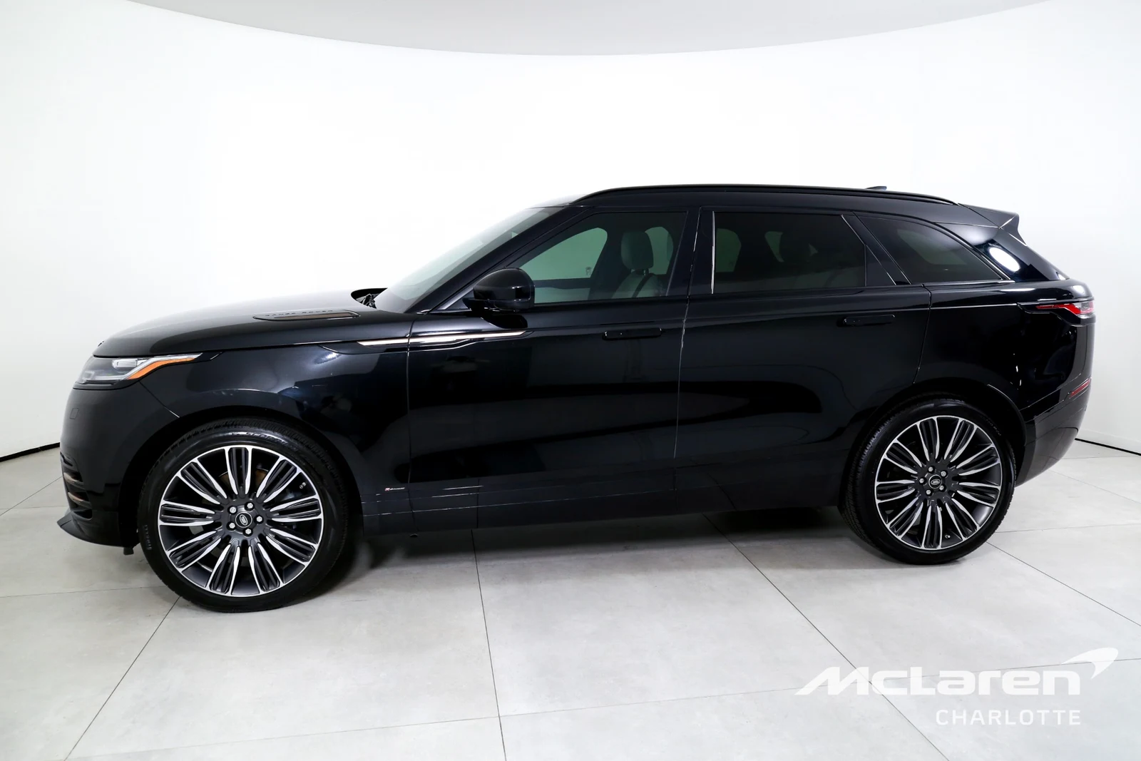 2020 Land Rover Range Rover Velar P340 R-Dynamic S, 2/29