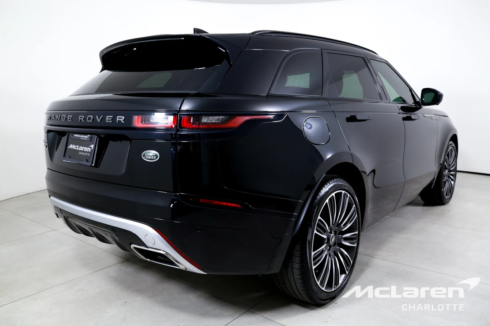 2020 Land Rover Range Rover Velar P340 R-Dynamic S, 4/29
