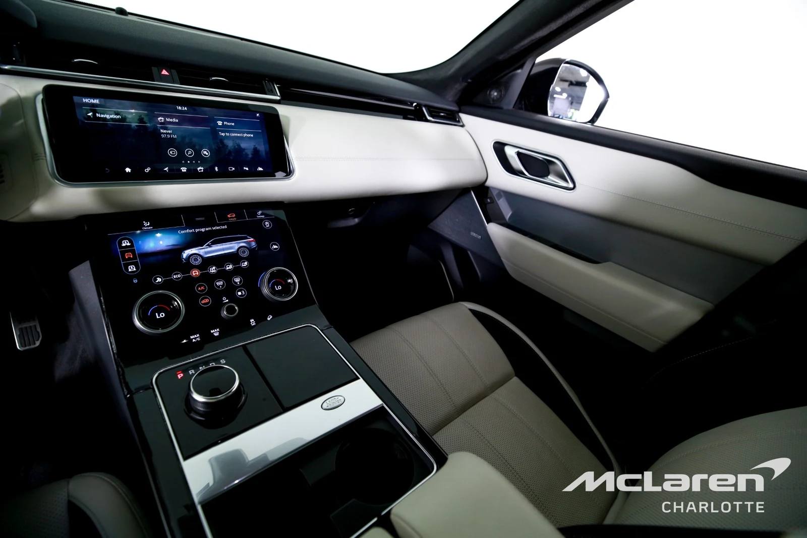 2020 Land Rover Range Rover Velar P340 R-Dynamic S, 11/29