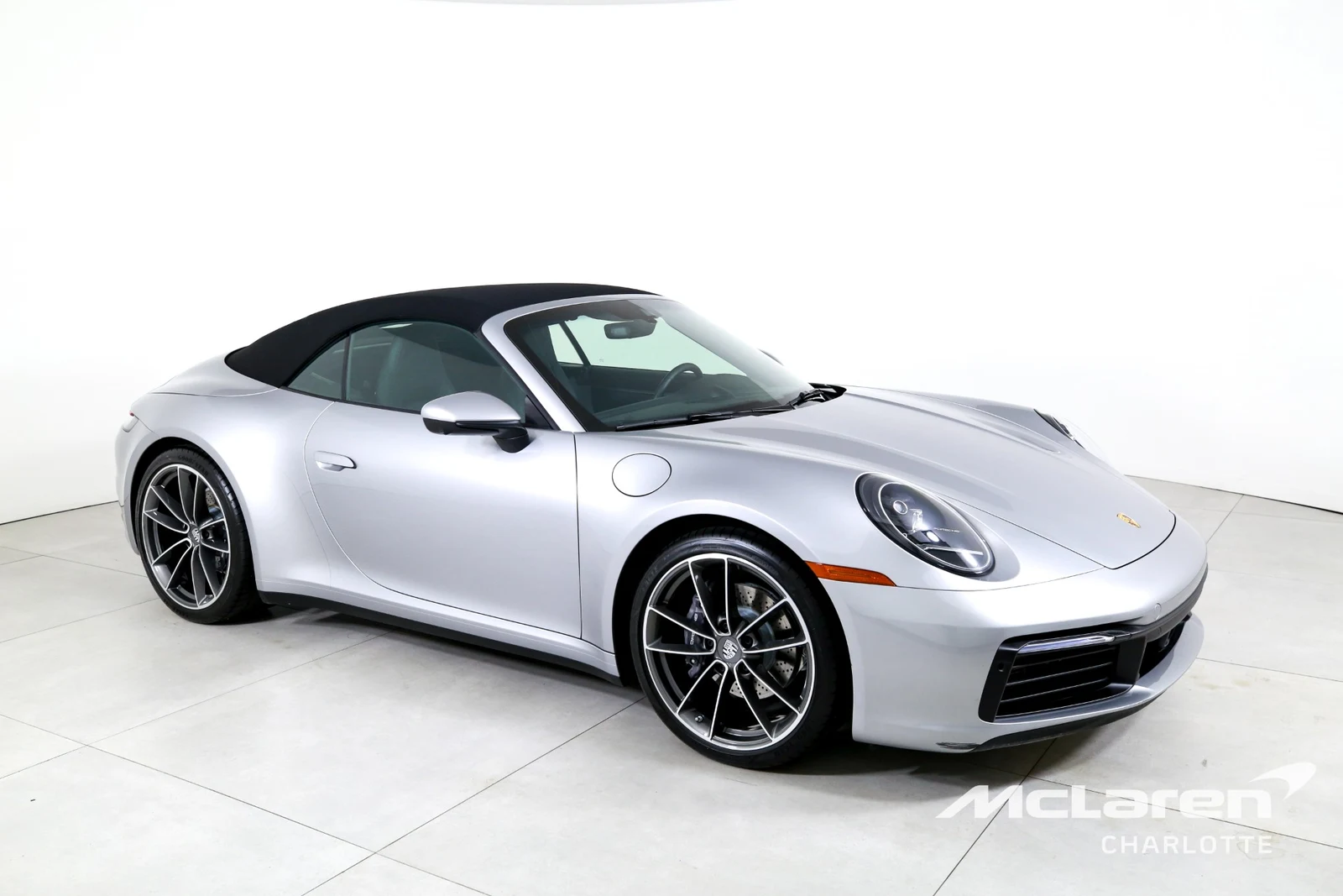 2023 Porsche 911 Carrera Cabriolet, 2/30