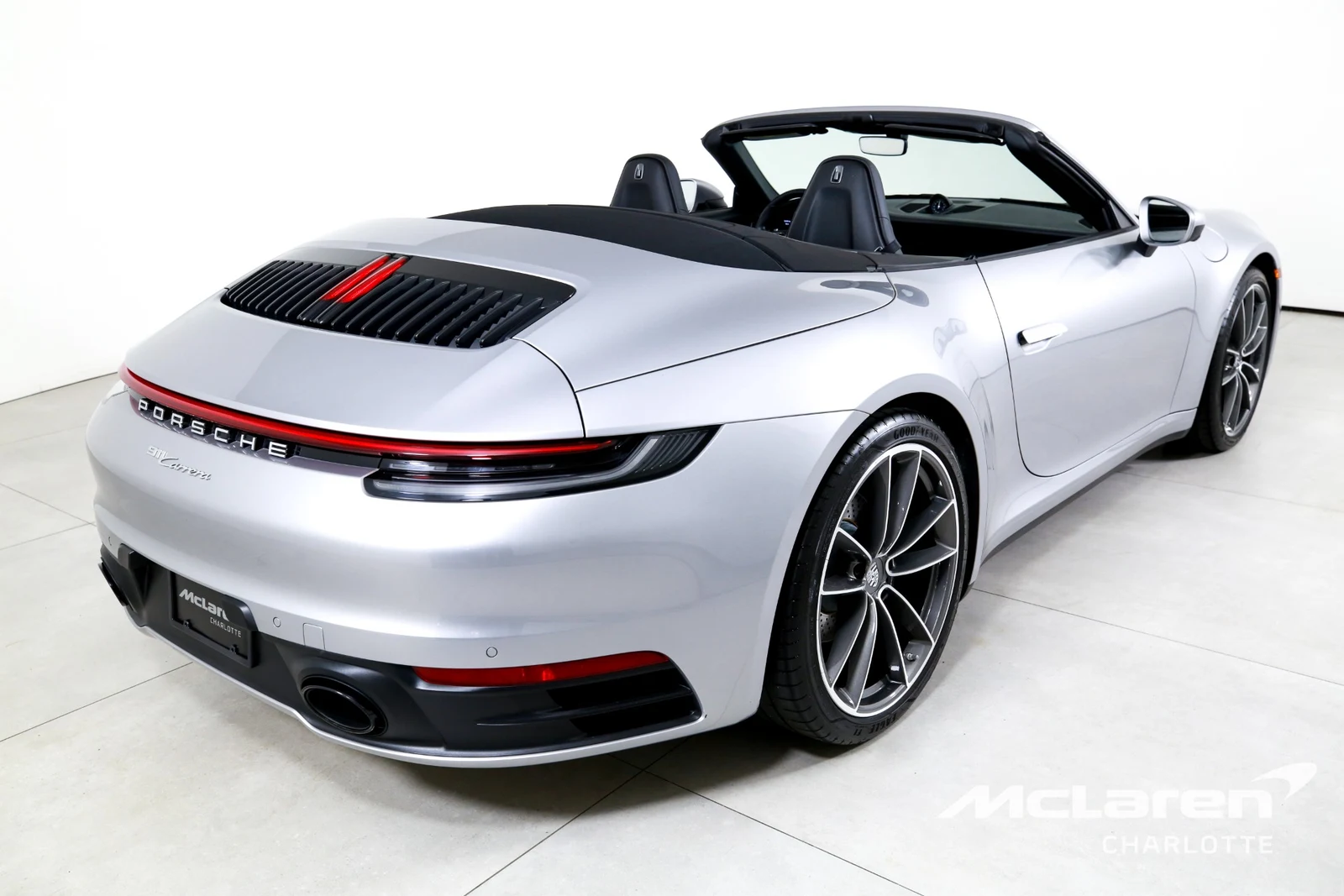 2023 Porsche 911 Carrera Cabriolet, 9/30