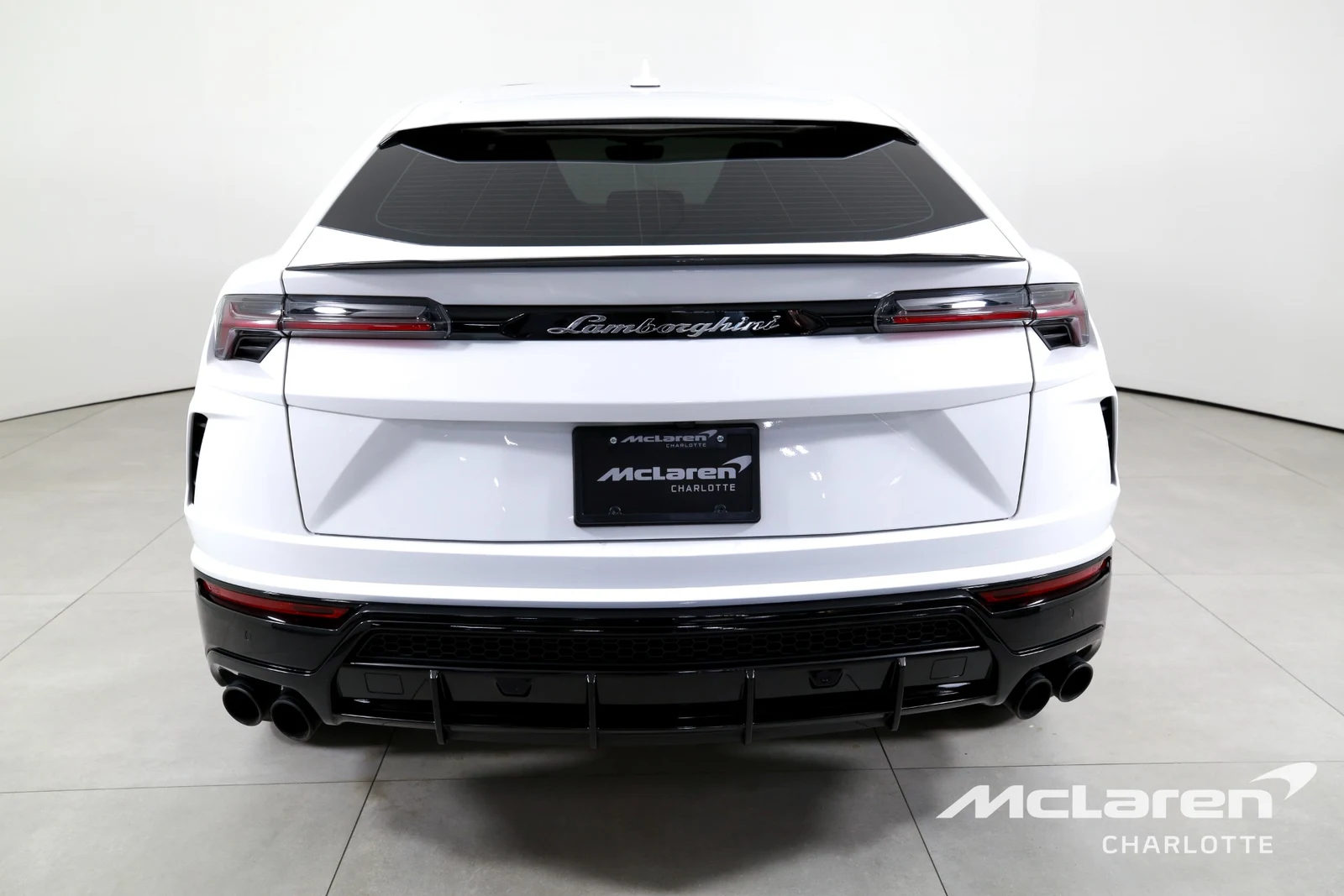 2022 Lamborghini Urus, 4/29