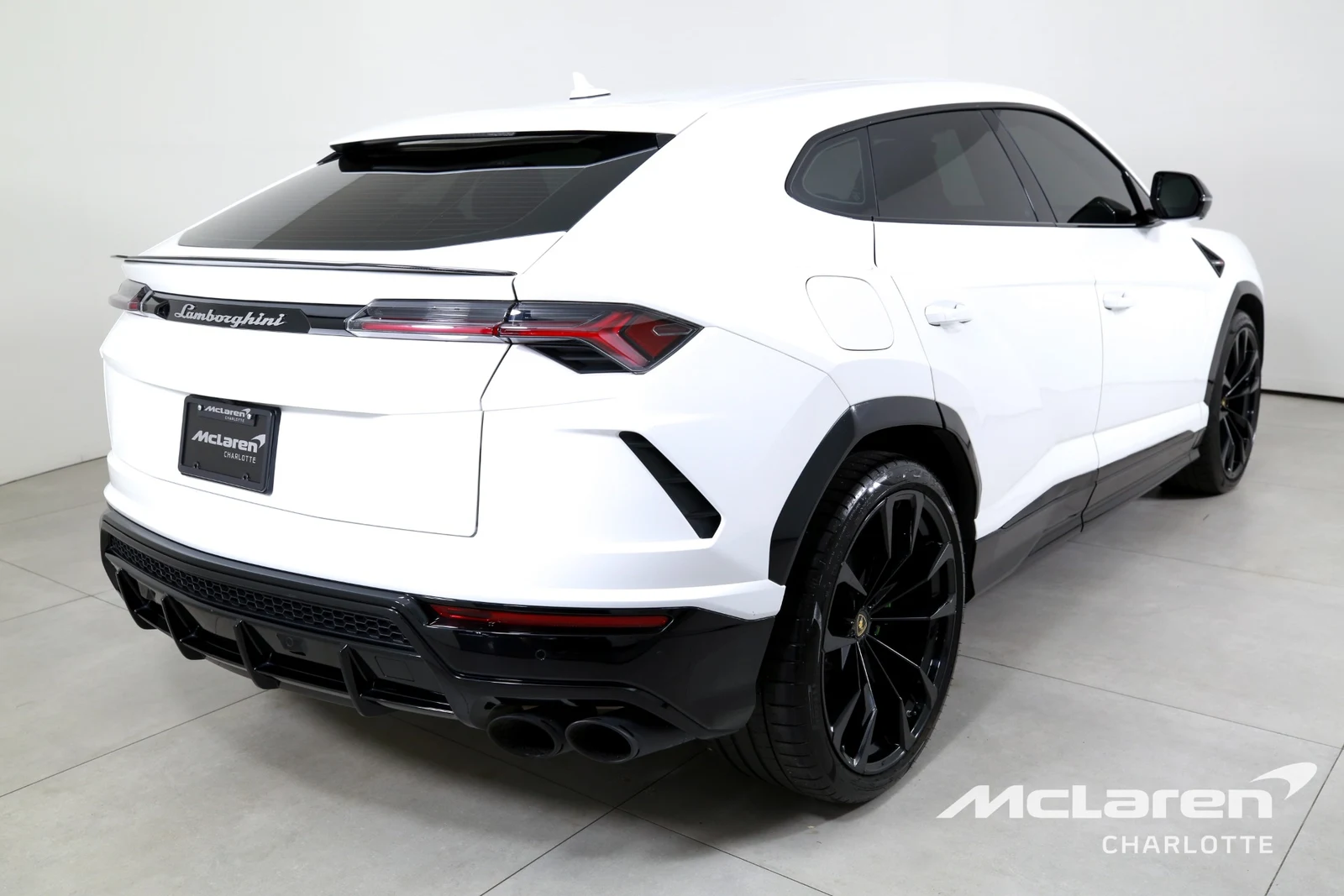 2022 Lamborghini Urus, 5/29