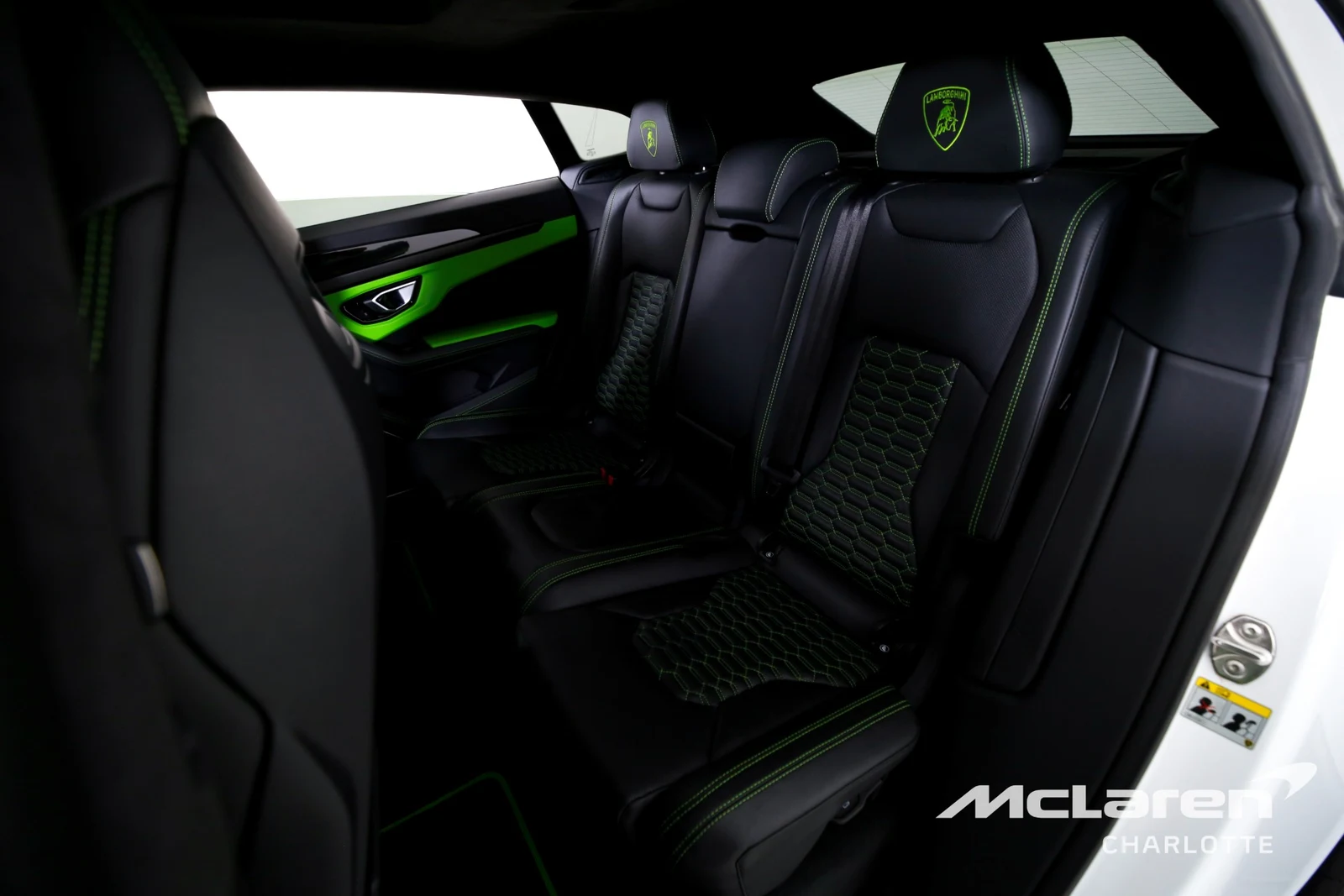 2022 Lamborghini Urus, 12/29