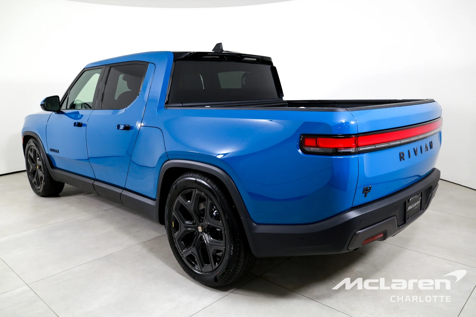 2026 Rivian R1T Adventure, 3/29