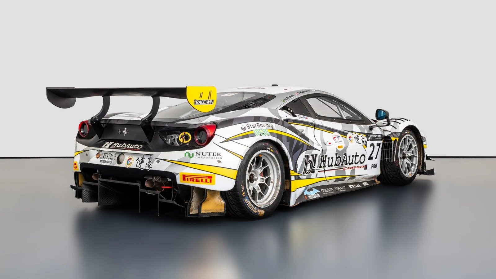 Ferrari 488 GT3 Evo, 4/10