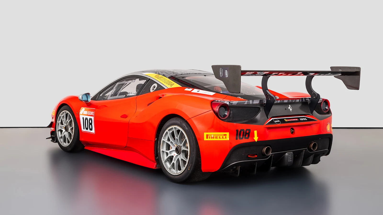 Ferrari 488 Challenge, 2/10