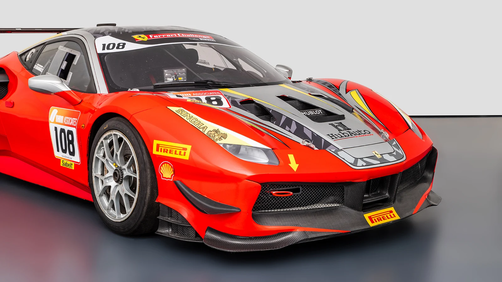 Ferrari 488 Challenge, 6/10