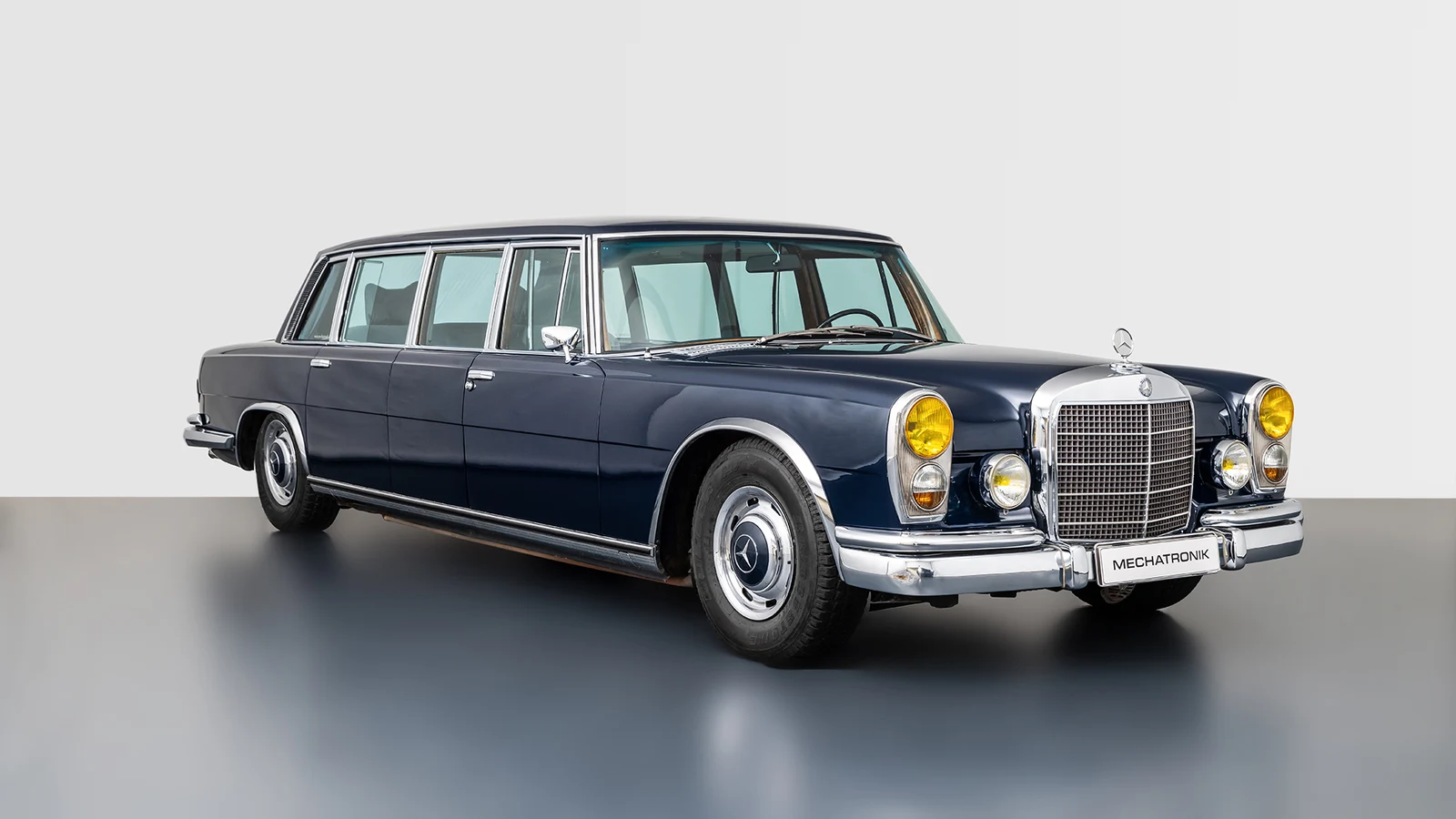 Blue Mercedes-Benz 600 Pullman, full front three-quarter view