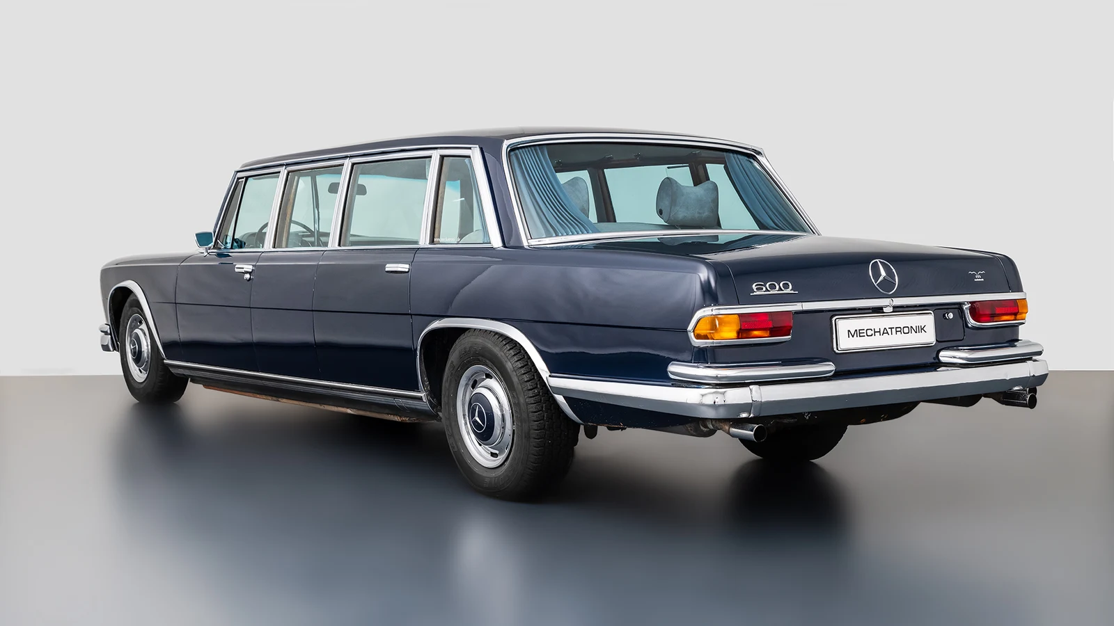 Mercedes-Benz 600 Pullman (W100), 4/10